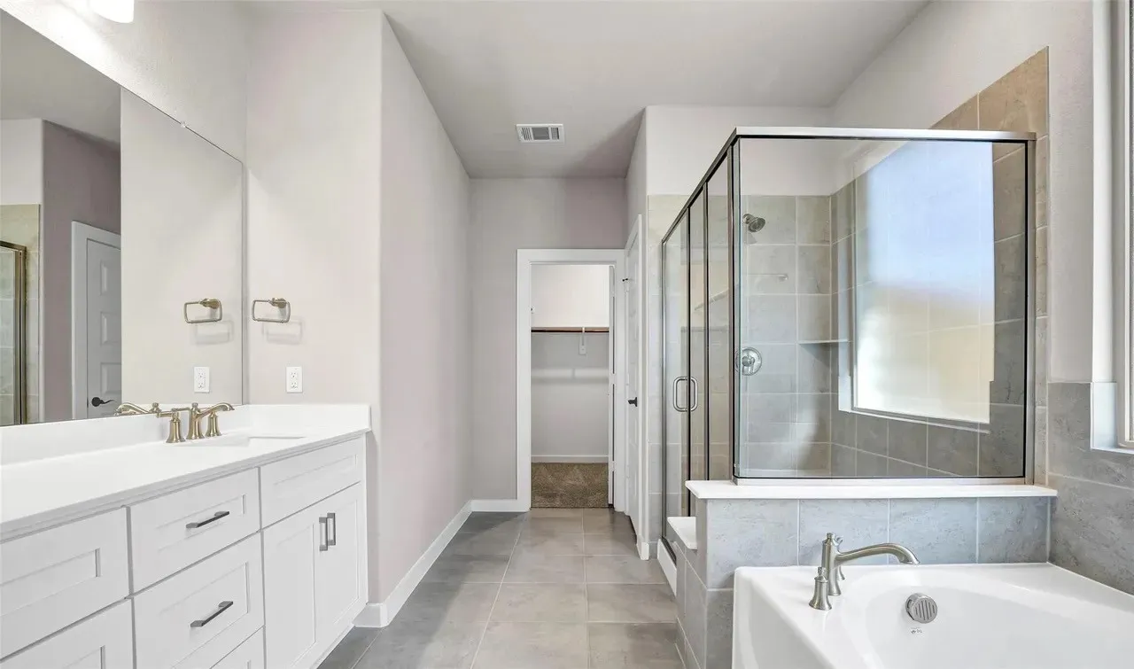 Single Family Residence For Rent in Rockwall County , 1127 Parkfield Road, Royse City, Texas 75189, 3 Bedroom, 3 Bathroom, 2 Garage spaces, 2,675 Sqft, built in 2023, mls#21347630, Real Estate Agent in Royse City, Homes For Rent in Rockwall county, Homes For Rent in Royse City, Realtor in Royse City Texas, Real Estate Brokerage Independent Realty Texas, Luminita Cordes Realtor
