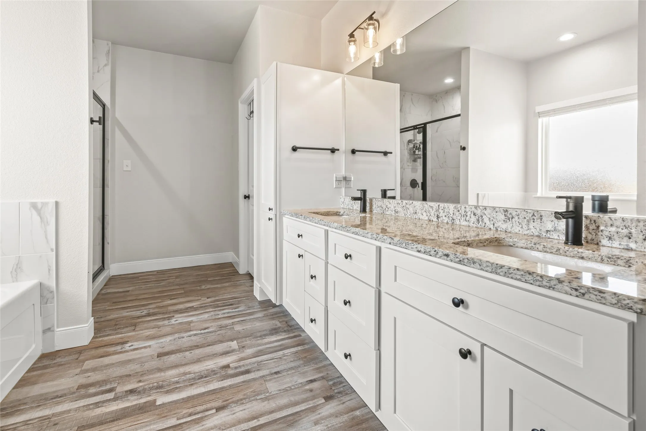 Single Family Residence For Sale in Taylor County , 128 Hawker Lane, Abilene, Texas 79602, 4 Bedroom, 2 Bathroom, 2 Garage spaces, 2,073 Sqft, built in 2022, mls#21345368, Real Estate Agent in Abilene, Homes For Sale in Taylor county, Homes For Sale in Abilene, Realtor in Abilene Texas, Real Estate Brokerage Independent Realty Texas, Luminita Cordes Realtor