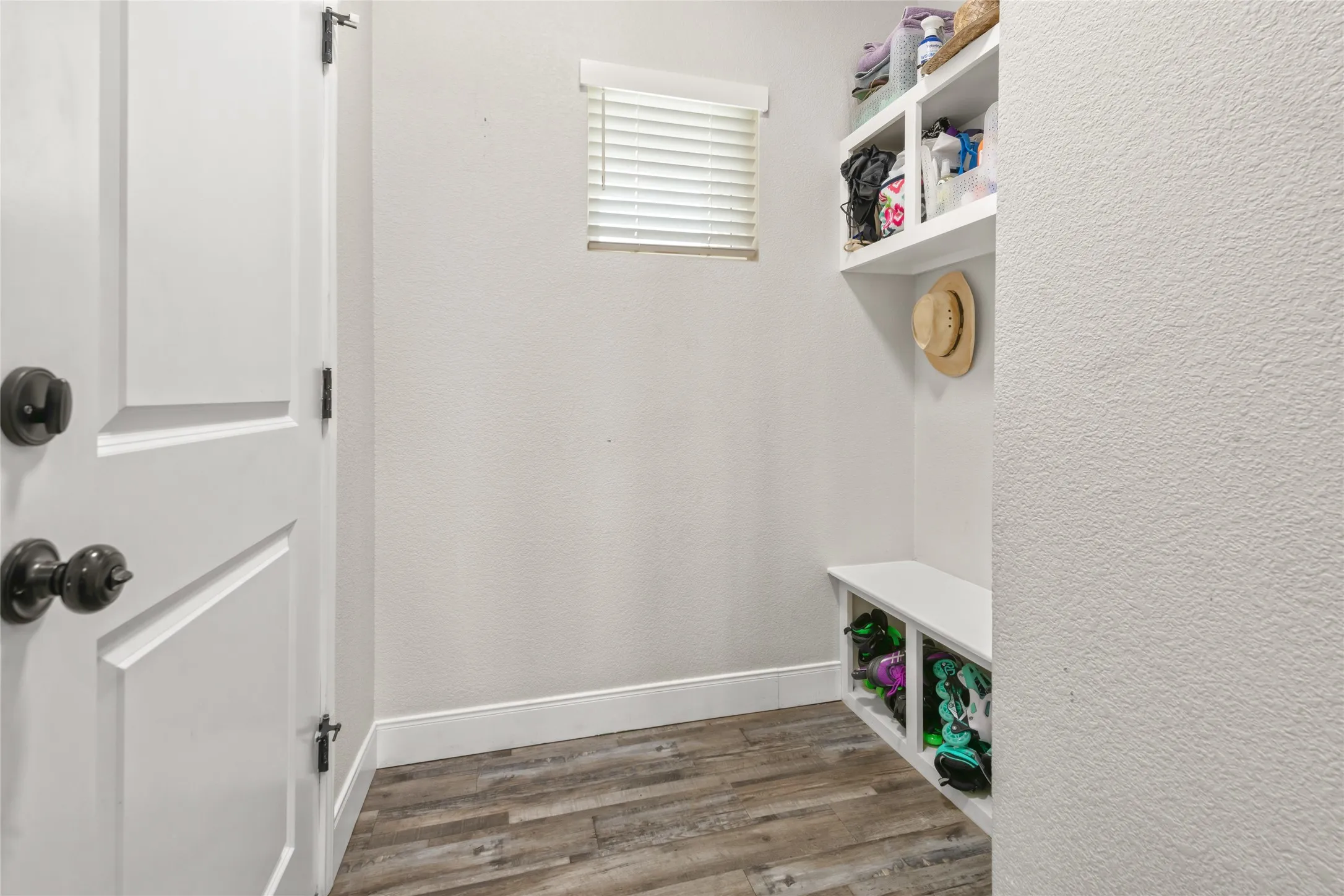 Single Family Residence For Sale in Taylor County , 128 Hawker Lane, Abilene, Texas 79602, 4 Bedroom, 2 Bathroom, 2 Garage spaces, 2,073 Sqft, built in 2022, mls#21345368, Real Estate Agent in Abilene, Homes For Sale in Taylor county, Homes For Sale in Abilene, Realtor in Abilene Texas, Real Estate Brokerage Independent Realty Texas, Luminita Cordes Realtor