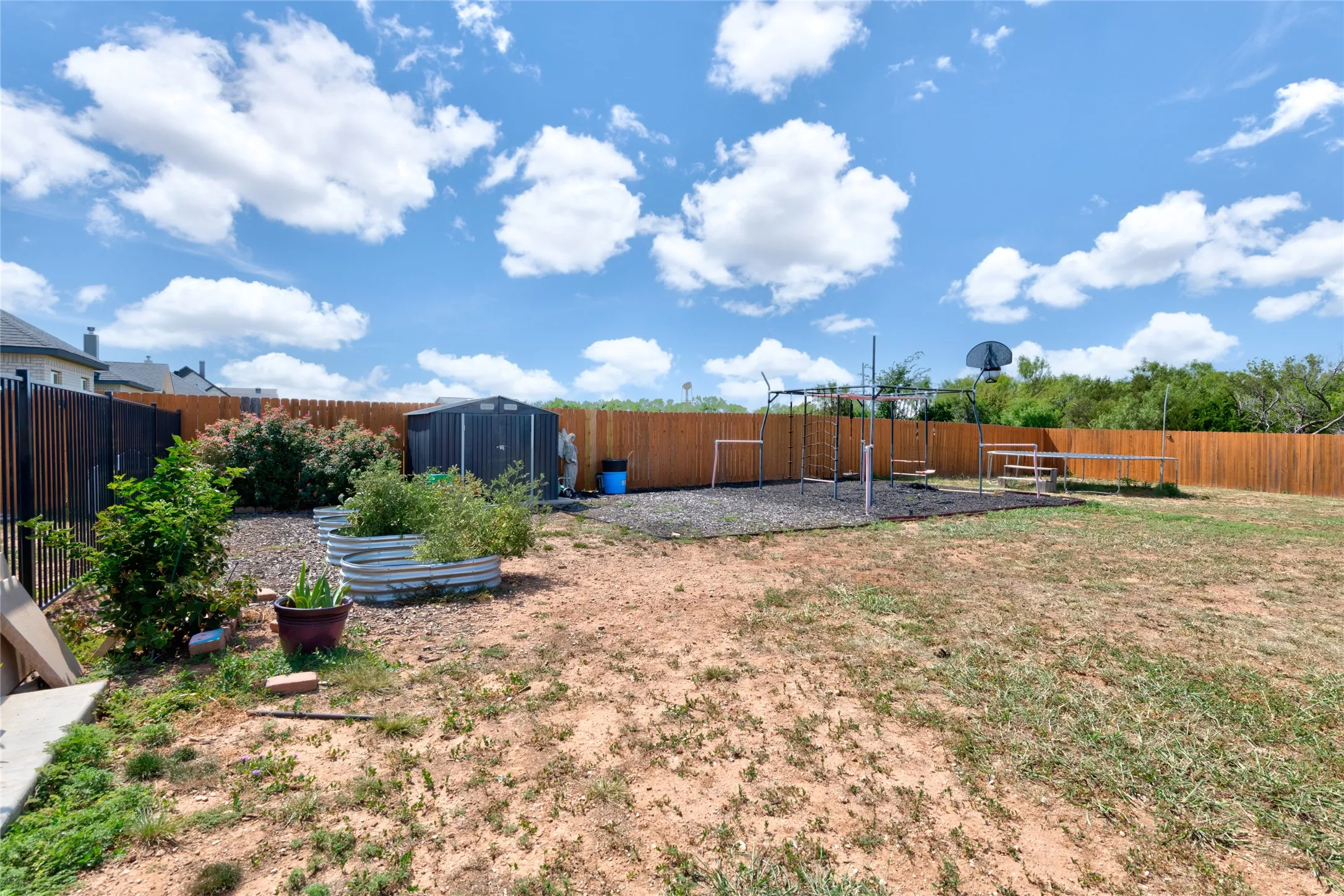 Single Family Residence For Sale in Taylor County , 128 Hawker Lane, Abilene, Texas 79602, 4 Bedroom, 2 Bathroom, 2 Garage spaces, 2,073 Sqft, built in 2022, mls#21345368, Real Estate Agent in Abilene, Homes For Sale in Taylor county, Homes For Sale in Abilene, Realtor in Abilene Texas, Real Estate Brokerage Independent Realty Texas, Luminita Cordes Realtor