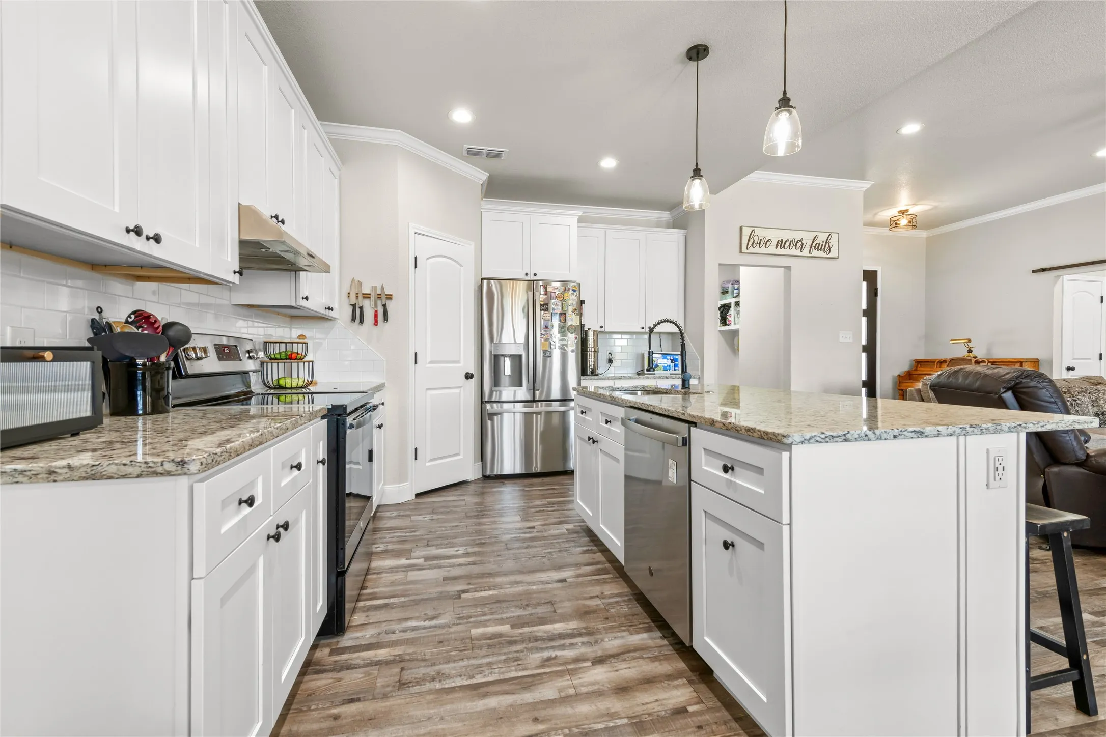 Single Family Residence For Sale in Taylor County , 128 Hawker Lane, Abilene, Texas 79602, 4 Bedroom, 2 Bathroom, 2 Garage spaces, 2,073 Sqft, built in 2022, mls#21345368, Real Estate Agent in Abilene, Homes For Sale in Taylor county, Homes For Sale in Abilene, Realtor in Abilene Texas, Real Estate Brokerage Independent Realty Texas, Luminita Cordes Realtor