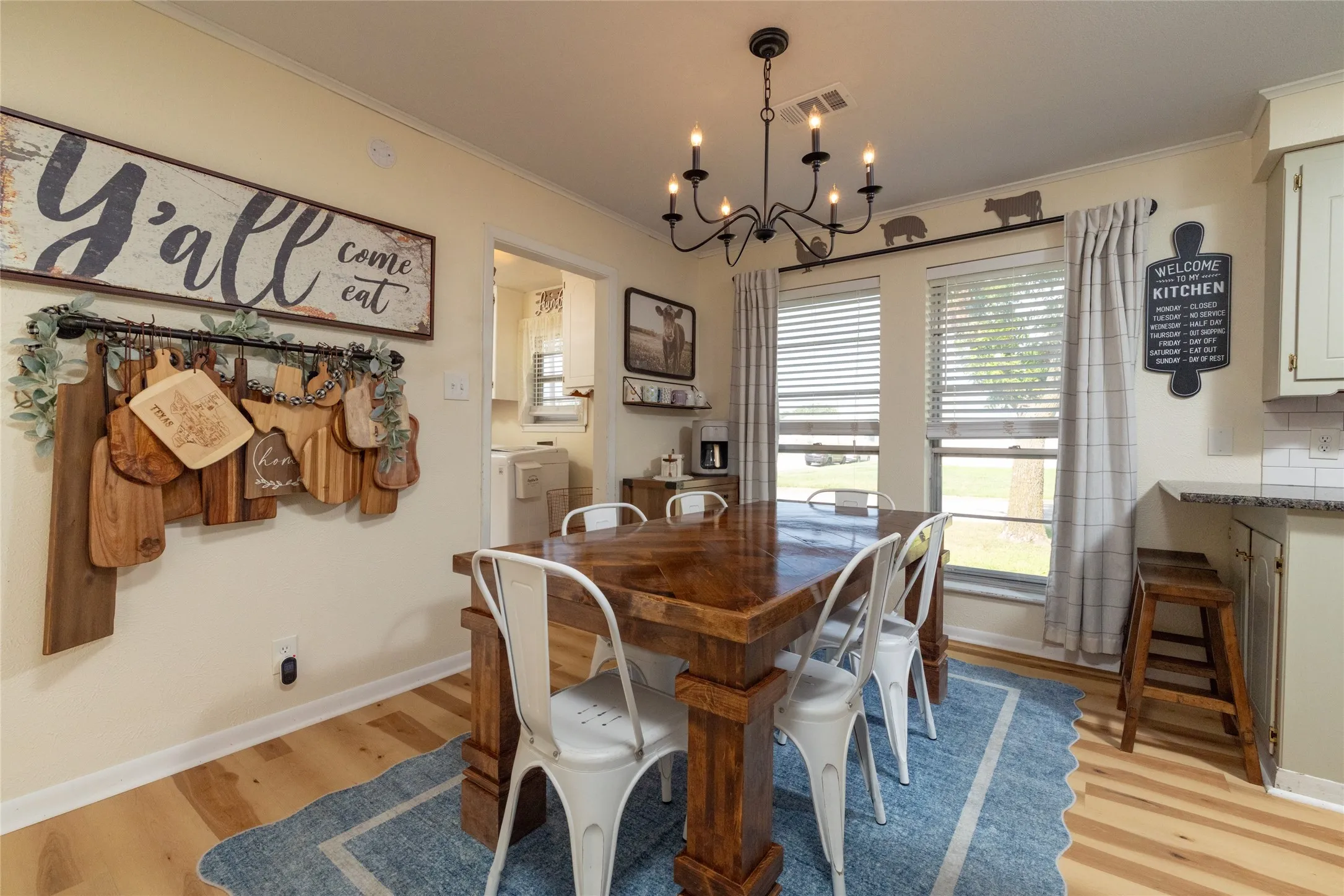 Single Family Residence For Sale in Cooke County , 239 S Pine Street, Muenster, Texas 76252, 3 Bedrooms, 2 Bathrooms, 1 Garage spaces, 1,374 Sqft, built in 1976, Price $295,000, mls#21347860, Real Estate Agent in Muenster, Homes For Sale in Cooke county, Homes For Sale in Muenster, Realtor in Muenster Texas, Real Estate Brokerage Independent Realty Texas, Luminita Cordes Realtor
