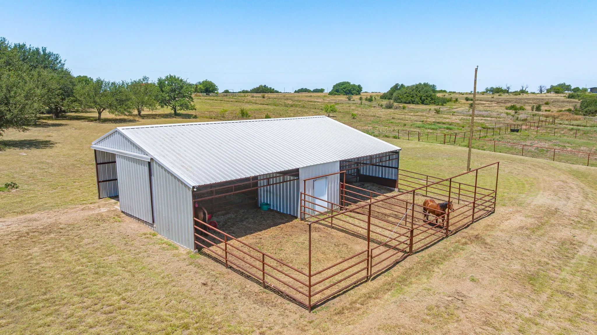 Farm For Sale in Erath County , 100 County Road 519, Stephenville, Texas 76401, 3 Bedrooms, 2 Bathrooms, Garage spaces, 3,370 Sqft, built in 1994, Price $2,600,000, mls#21347999, Real Estate Agent in Stephenville, Homes For Sale in Erath county, Homes For Sale in Stephenville, Realtor in Stephenville Texas, Real Estate Brokerage Independent Realty Texas, Luminita Cordes Realtor