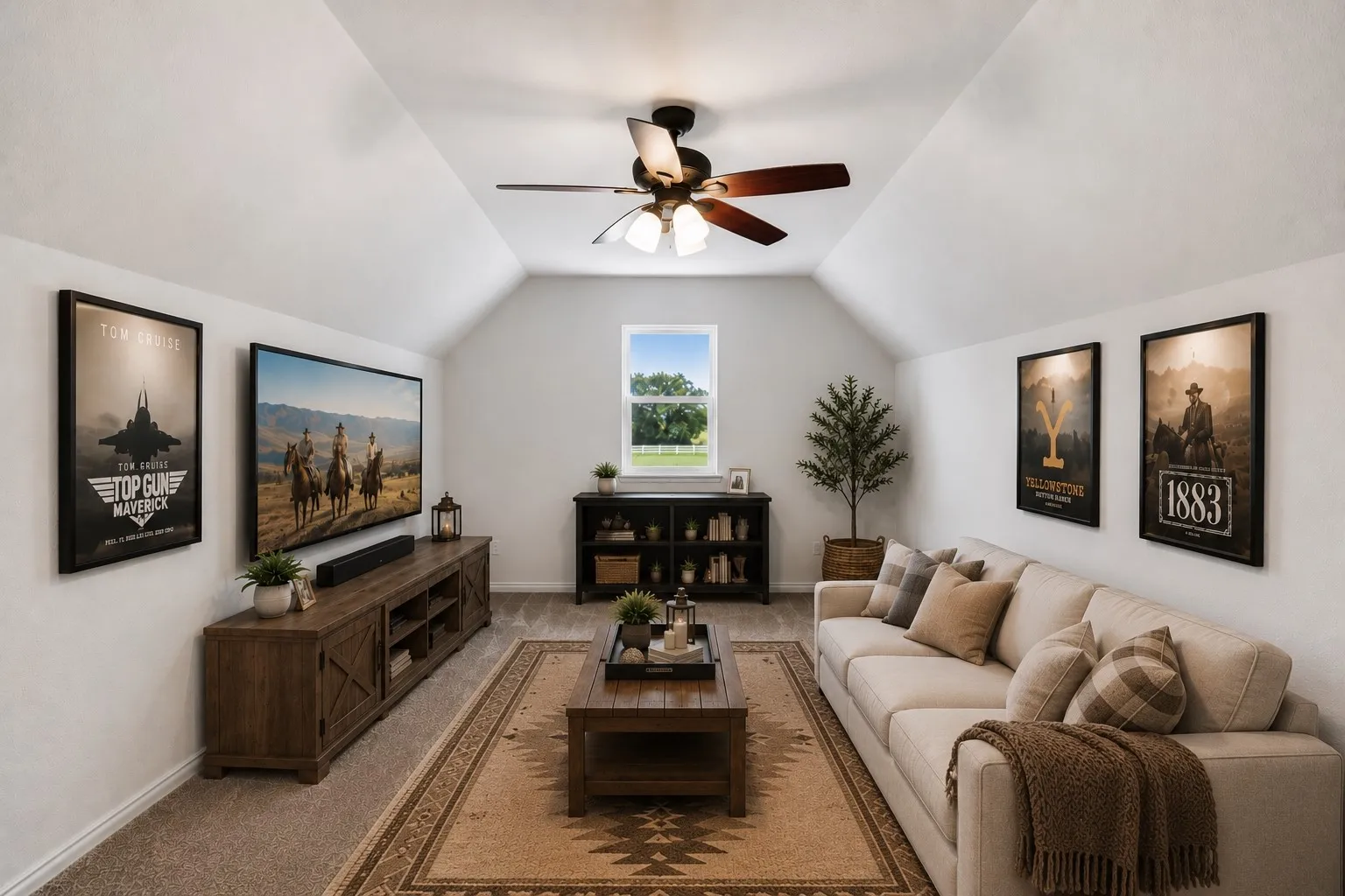 Game room upstairs. (Virtually staged)