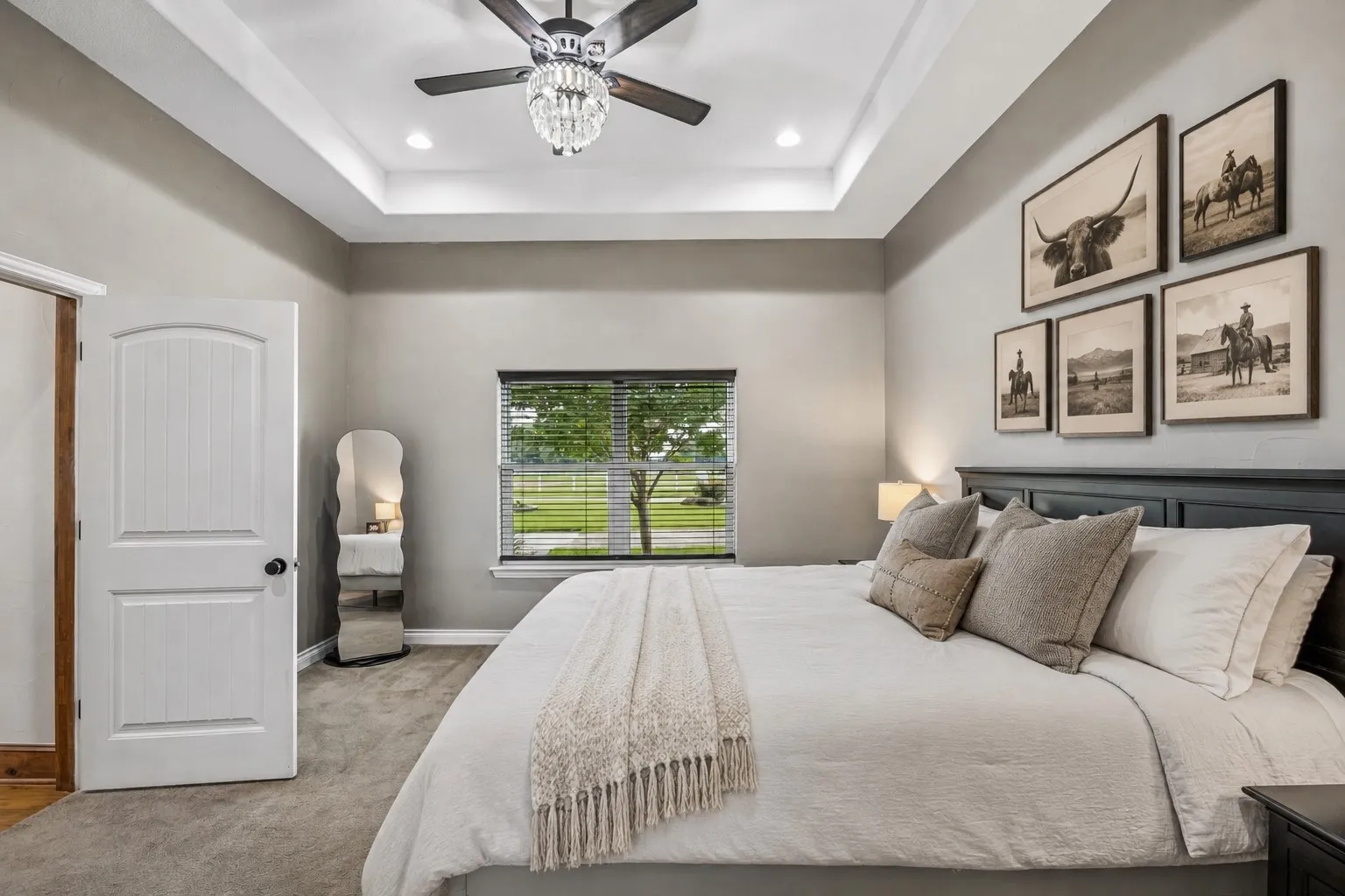 Farm For Sale in Grayson County , 14714 US Highway 377, Whitesboro, Texas 76273, 4 Bedroom, 3 Bathroom, 2 Garage spaces, 2,245 Sqft, built in 2007, mls#21332356, Real Estate Agent in Whitesboro, Homes For Sale in Grayson county, Homes For Sale in Whitesboro, Realtor in Whitesboro Texas, Real Estate Brokerage Independent Realty Texas, Luminita Cordes Realtor
