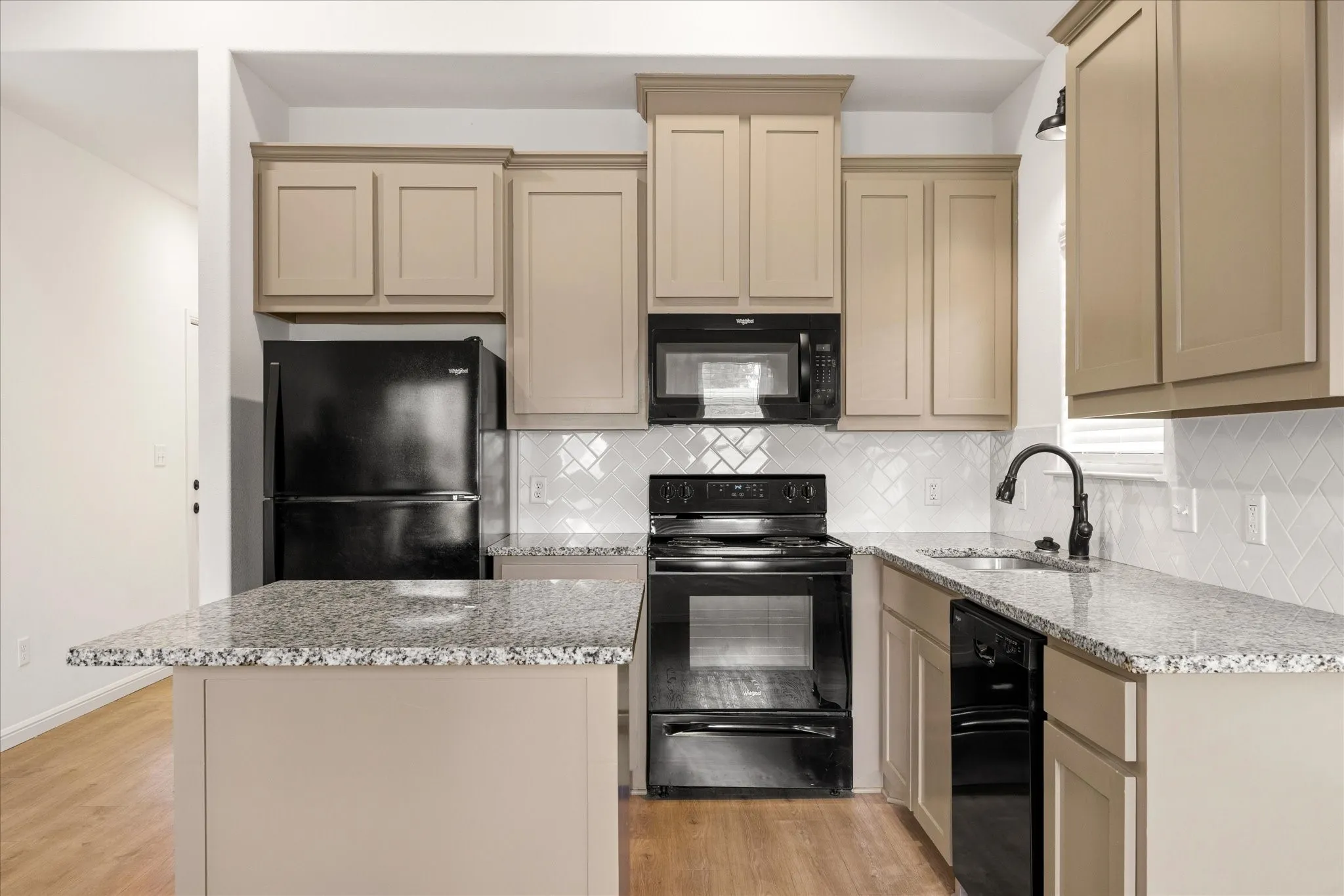 Single Family Residence For Sale in Hood County , 511 W 5th Street, Tolar, Texas 76476, 2 Bedrooms, 1 Bathroom, Garage spaces, 750 Sqft, built in 2024, Price $2,700,000, mls#21345767, Real Estate Agent in Tolar, Homes For Sale in Hood county, Homes For Sale in Tolar, Realtor in Tolar Texas, Real Estate Brokerage Independent Realty Texas, Luminita Cordes Realtor