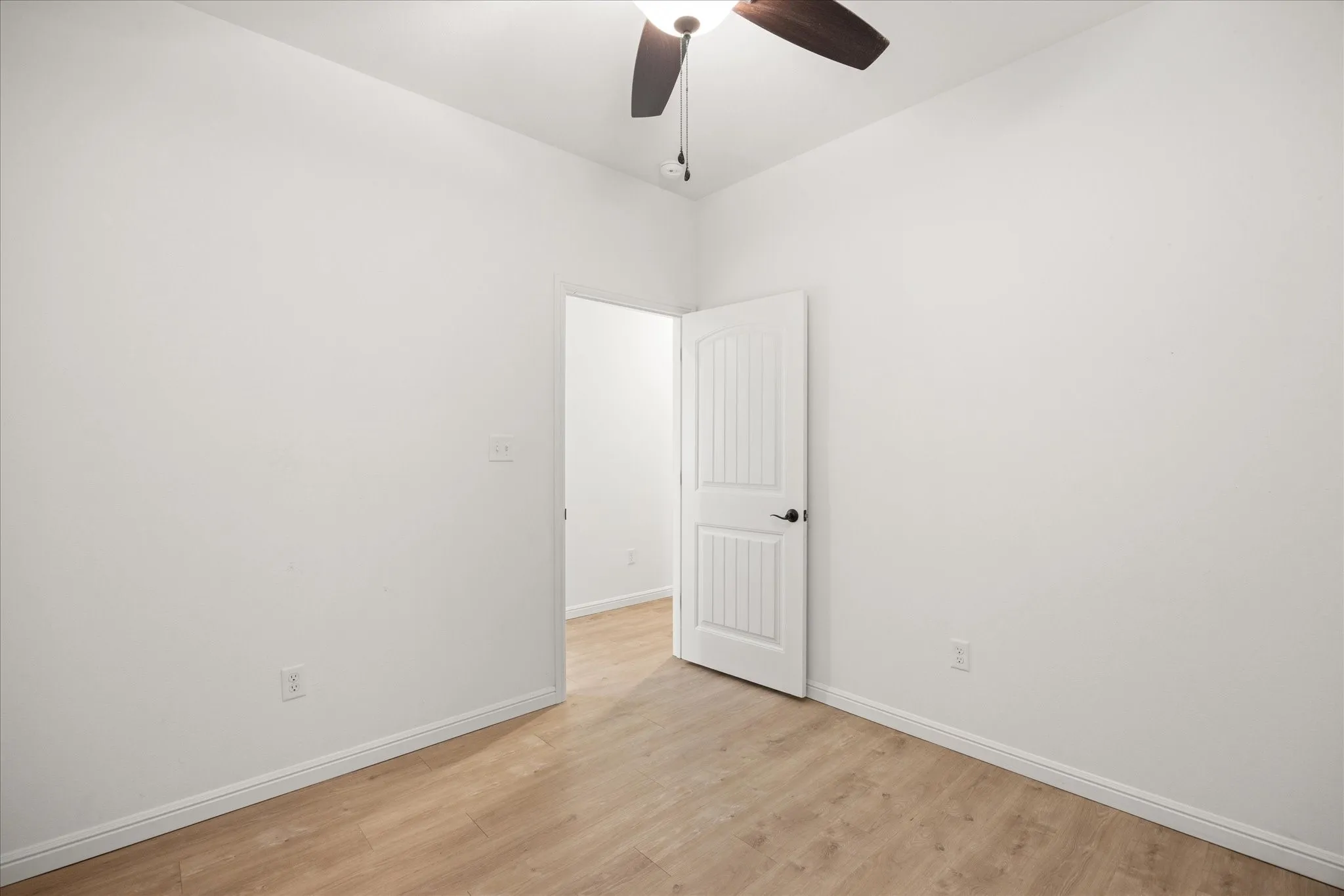 Single Family Residence For Sale in Hood County , 511 W 5th Street, Tolar, Texas 76476, 2 Bedrooms, 1 Bathroom, Garage spaces, 750 Sqft, built in 2024, Price $2,700,000, mls#21345767, Real Estate Agent in Tolar, Homes For Sale in Hood county, Homes For Sale in Tolar, Realtor in Tolar Texas, Real Estate Brokerage Independent Realty Texas, Luminita Cordes Realtor