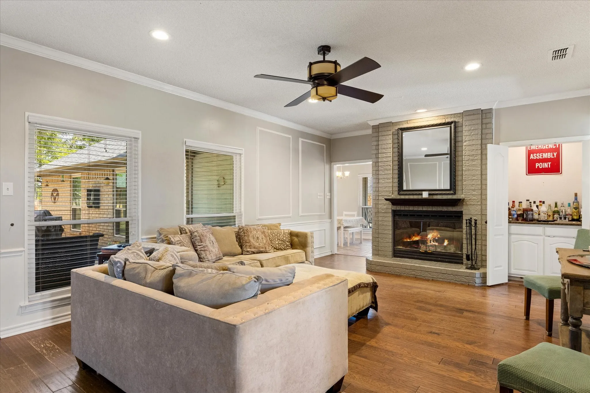 Single Family Residence For Sale in Hood County , 6105 Belvidere Circle, Granbury, Texas 76049, 4 Bedroom, 3 Bathroom, 2 Garage spaces, 2,232 Sqft, built in 1989, mls#21348124, Real Estate Agent in Granbury, Homes For Sale in Hood county, Homes For Sale in Granbury, Realtor in Granbury Texas, Real Estate Brokerage Independent Realty Texas, Luminita Cordes Realtor
