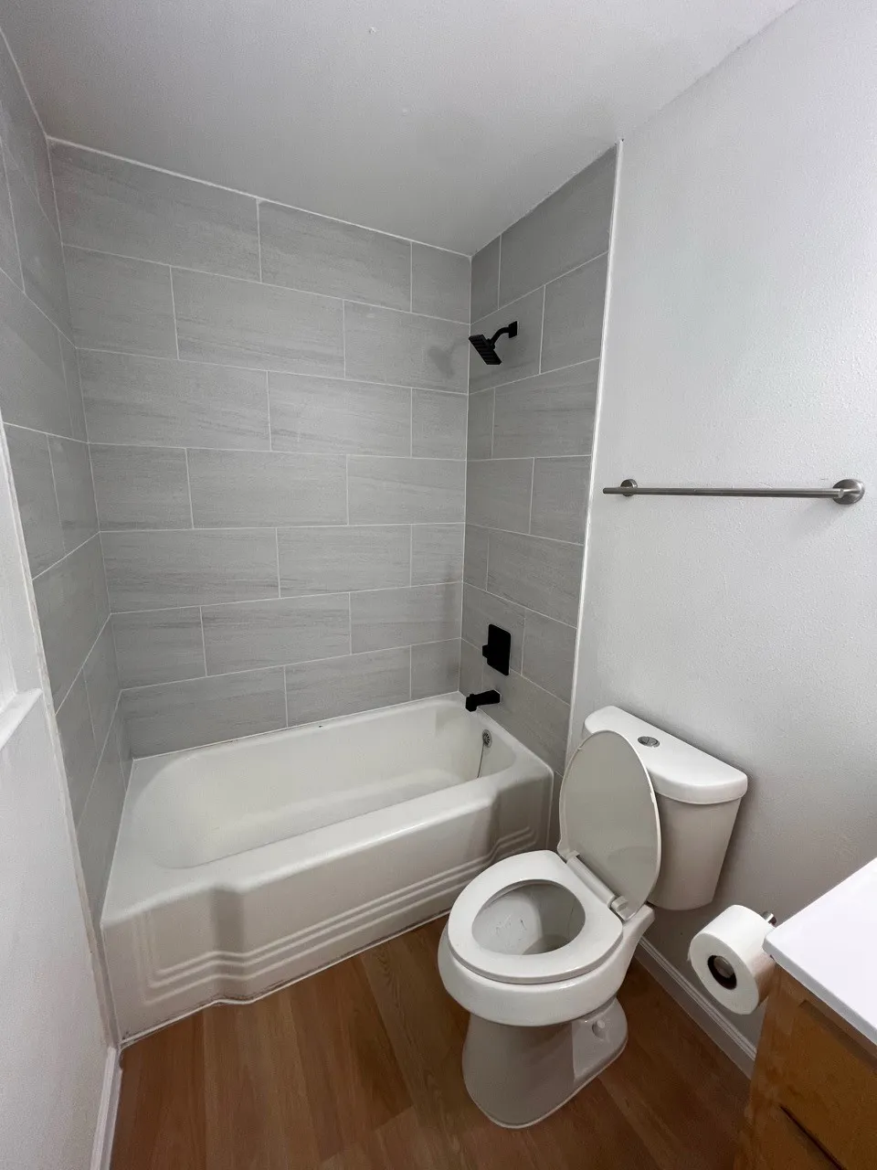 Single Family Residence For Rent in Denton County , 622 N Austin Street, Denton, Texas 76201, 3 Bedroom, 3 Bathroom, 1 Garage spaces, 2,300 Sqft, built in 1940, mls#21348030, Real Estate Agent in Denton, Homes For Rent in Denton county, Homes For Rent in Denton, Realtor in Denton Texas, Real Estate Brokerage Independent Realty Texas, Luminita Cordes Realtor