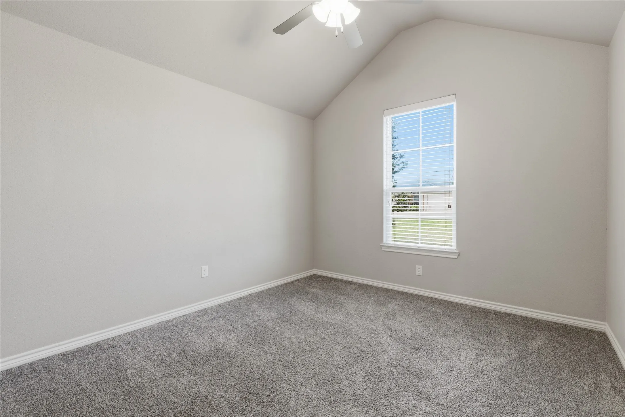 Single Family Residence For Sale in Hood County , 451 Silverton Drive, Granbury, Texas 76049, 4 Bedroom, 2 Bathroom, 2 Garage spaces, 1,685 Sqft, built in 2018, Price $326,000, mls#21348129, Real Estate Agent in Granbury, Homes For Sale in Hood county, Homes For Sale in Granbury, Realtor in Granbury Texas, Real Estate Brokerage Independent Realty Texas, Luminita Cordes Realtor
