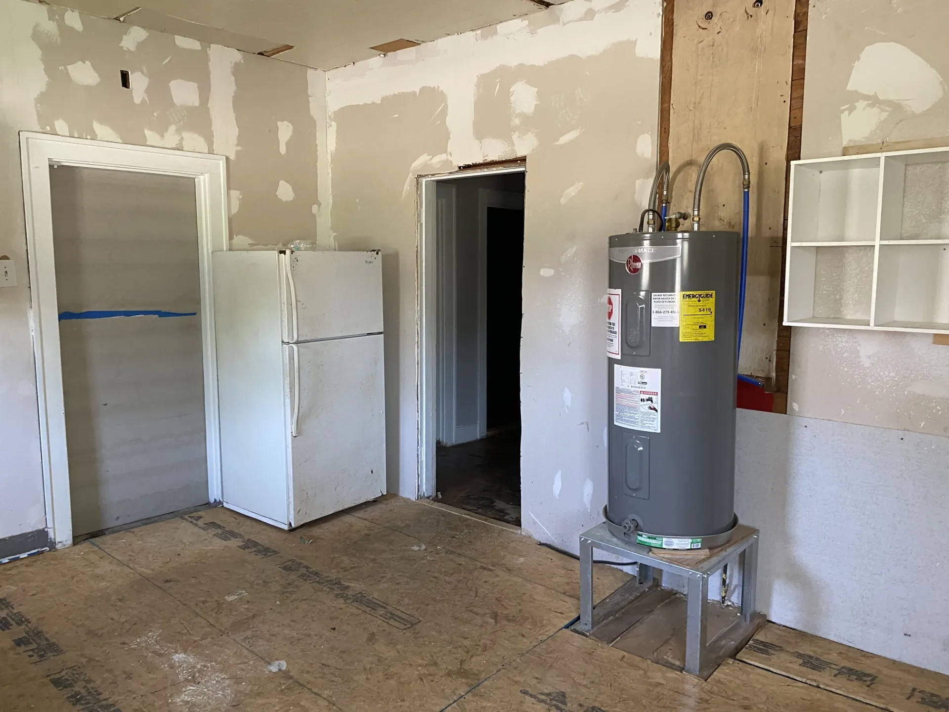 Single Family Residence For Rent in Wichita County , 2017 Mcgregor Avenue, Wichita Falls, Texas 76301, 4 Bedrooms, 2 Bathrooms, Garage spaces, 1,835 Sqft, built in 1925, Price $800, mls#21348136, Real Estate Agent in Wichita Falls, Homes For Rent in Wichita county, Homes For Rent in Wichita Falls, Realtor in Wichita Falls Texas, Real Estate Brokerage Independent Realty Texas, Luminita Cordes Realtor