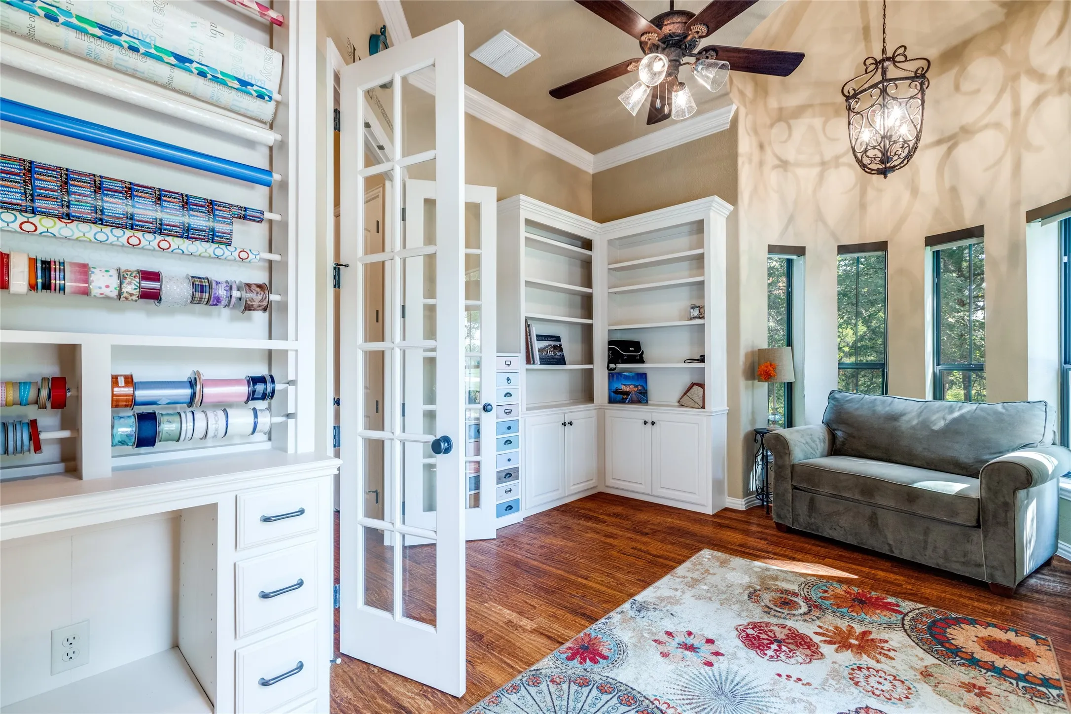 Single Family Residence For Sale in Grayson County , 159 Pronghorn Drive, Gordonville, Texas 76245, 4 Bedroom, 4 Bathroom, 3 Garage spaces, 2,930 Sqft, built in 2011, mls#21348141, Real Estate Agent in Gordonville, Homes For Sale in Grayson county, Homes For Sale in Gordonville, Realtor in Gordonville Texas, Real Estate Brokerage Independent Realty Texas, Luminita Cordes Realtor