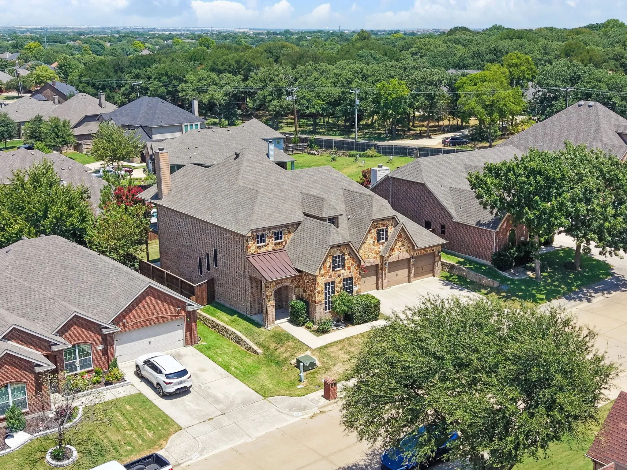 Single Family Residence For Sale in Johnson County , 1208 Catherine Lane, Burleson, Texas 76028, 3 Bedroom, 3 Bathroom, 3 Garage spaces, 3,434 Sqft, built in 2008, Price $399,000, mls#21348143, Real Estate Agent in Burleson, Homes For Sale in Johnson county, Homes For Sale in Burleson, Realtor in Burleson Texas, Real Estate Brokerage Independent Realty Texas, Luminita Cordes Realtor