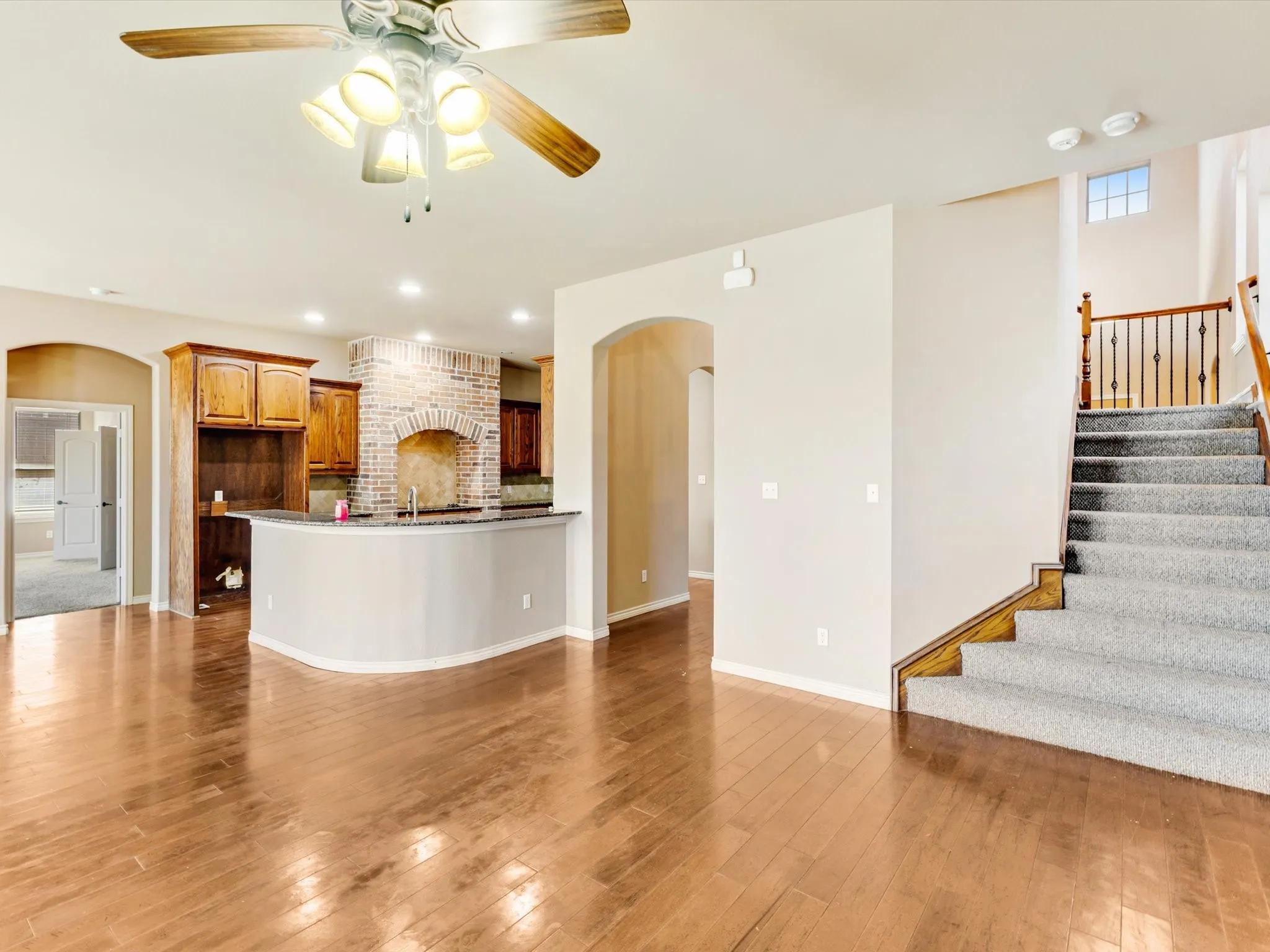 Single Family Residence For Sale in Johnson County , 1208 Catherine Lane, Burleson, Texas 76028, 3 Bedroom, 3 Bathroom, 3 Garage spaces, 3,434 Sqft, built in 2008, Price $399,000, mls#21348143, Real Estate Agent in Burleson, Homes For Sale in Johnson county, Homes For Sale in Burleson, Realtor in Burleson Texas, Real Estate Brokerage Independent Realty Texas, Luminita Cordes Realtor