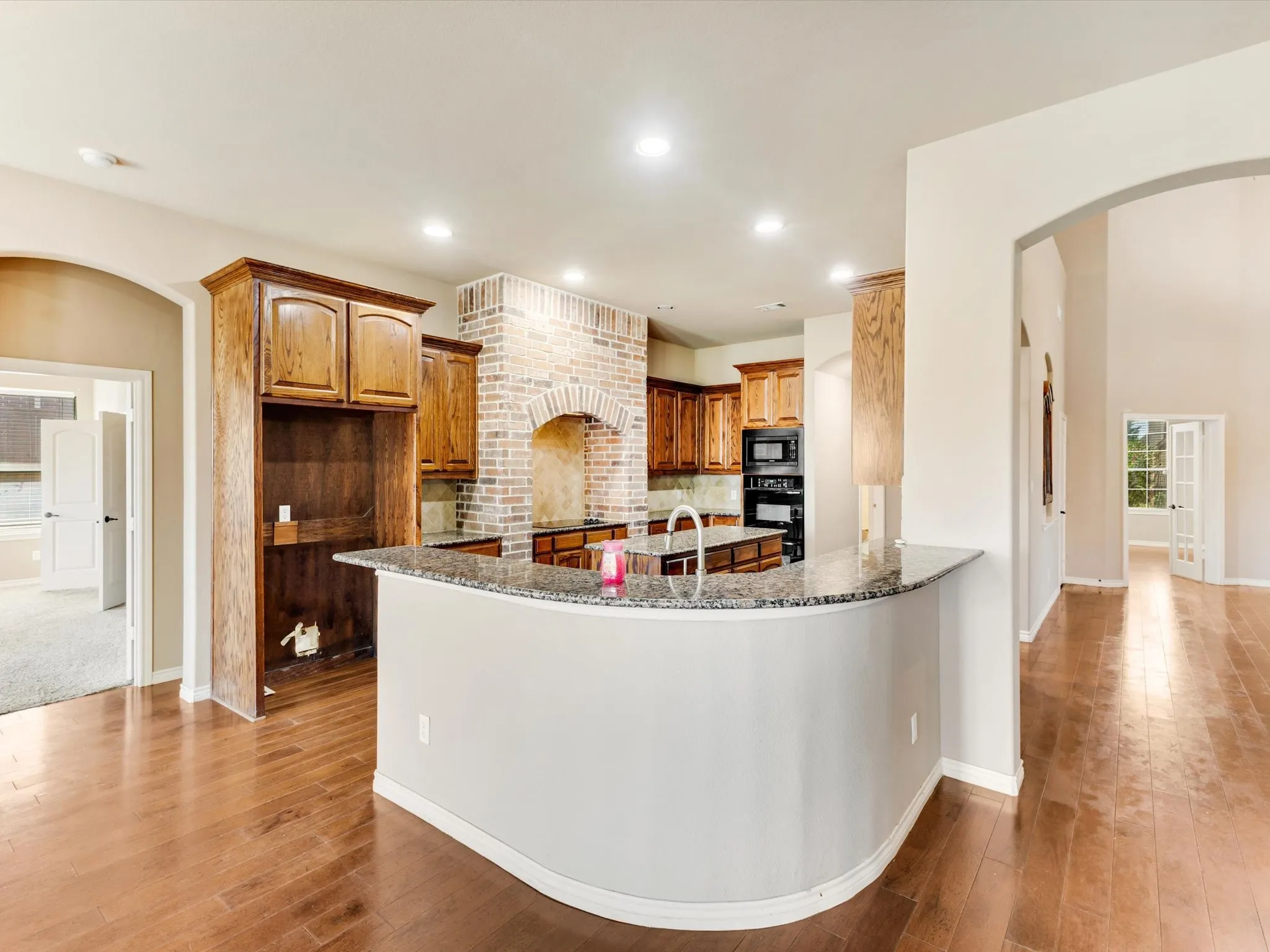 Single Family Residence For Sale in Johnson County , 1208 Catherine Lane, Burleson, Texas 76028, 3 Bedroom, 3 Bathroom, 3 Garage spaces, 3,434 Sqft, built in 2008, Price $399,000, mls#21348143, Real Estate Agent in Burleson, Homes For Sale in Johnson county, Homes For Sale in Burleson, Realtor in Burleson Texas, Real Estate Brokerage Independent Realty Texas, Luminita Cordes Realtor