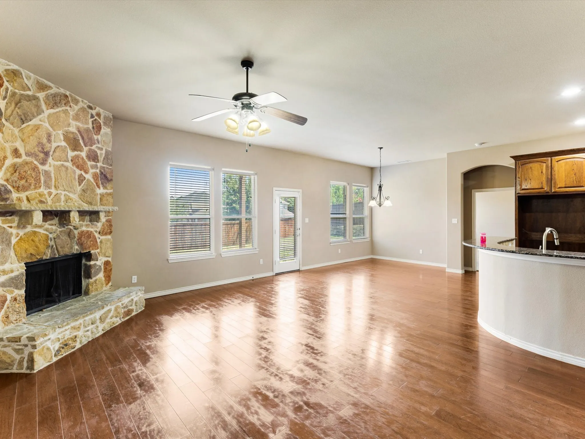 Single Family Residence For Sale in Johnson County , 1208 Catherine Lane, Burleson, Texas 76028, 3 Bedroom, 3 Bathroom, 3 Garage spaces, 3,434 Sqft, built in 2008, Price $399,000, mls#21348143, Real Estate Agent in Burleson, Homes For Sale in Johnson county, Homes For Sale in Burleson, Realtor in Burleson Texas, Real Estate Brokerage Independent Realty Texas, Luminita Cordes Realtor