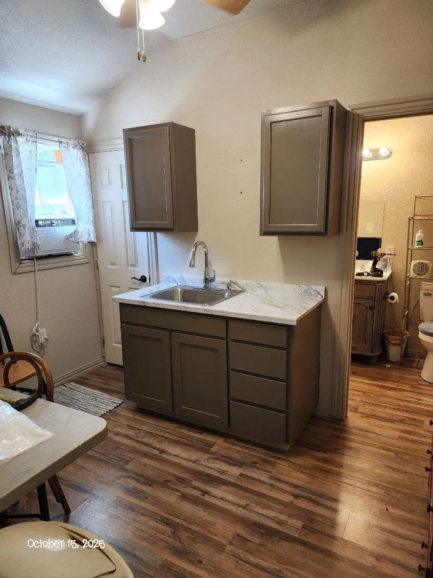 Single Family Residence For Sale in Hill County , 226 Waupoo Trail, Whitney, Texas 76692, 1 Bedroom, 1 Bathroom, Garage spaces, 384 Sqft, built in 2021, Price $150,000, mls#21344960, Real Estate Agent in Whitney, Homes For Sale in Hill county, Homes For Sale in Whitney, Realtor in Whitney Texas, Real Estate Brokerage Independent Realty Texas, Luminita Cordes Realtor