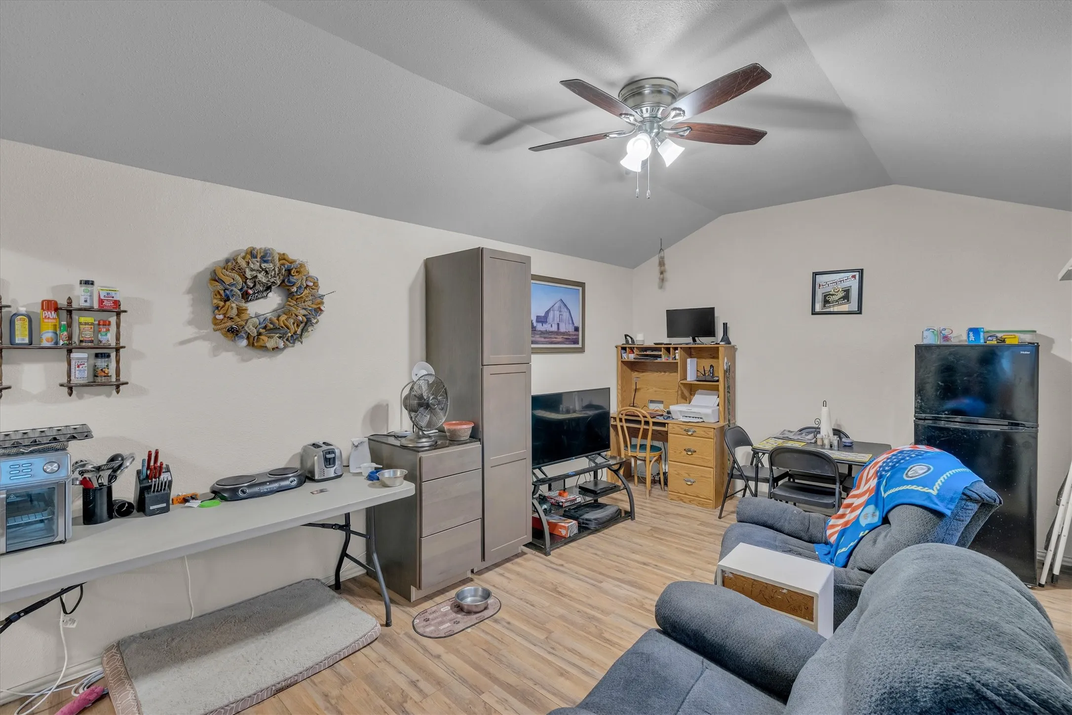 Single Family Residence For Sale in Hill County , 226 Waupoo Trail, Whitney, Texas 76692, 1 Bedroom, 1 Bathroom, Garage spaces, 384 Sqft, built in 2021, Price $150,000, mls#21344960, Real Estate Agent in Whitney, Homes For Sale in Hill county, Homes For Sale in Whitney, Realtor in Whitney Texas, Real Estate Brokerage Independent Realty Texas, Luminita Cordes Realtor