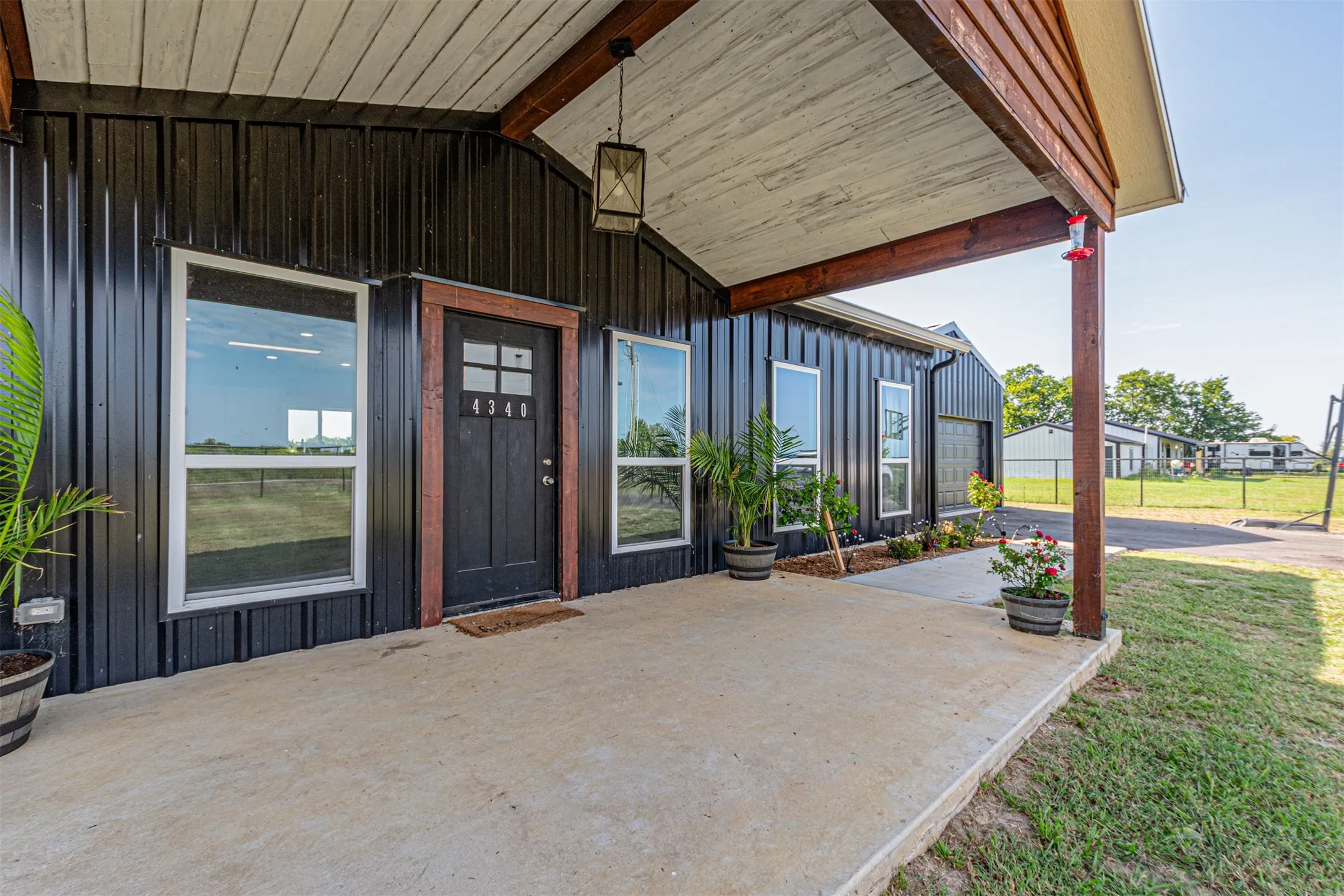Single Family Residence For Sale in Hunt County , 4340 Fm 1563, Wolfe City, Texas 75496, 4 Bedroom, 2 Bathroom, 2 Garage spaces, 1,890 Sqft, built in 2023, mls#21347791, Real Estate Agent in Wolfe City, Homes For Sale in Hunt county, Homes For Sale in Wolfe City, Realtor in Wolfe City Texas, Real Estate Brokerage Independent Realty Texas, Luminita Cordes Realtor