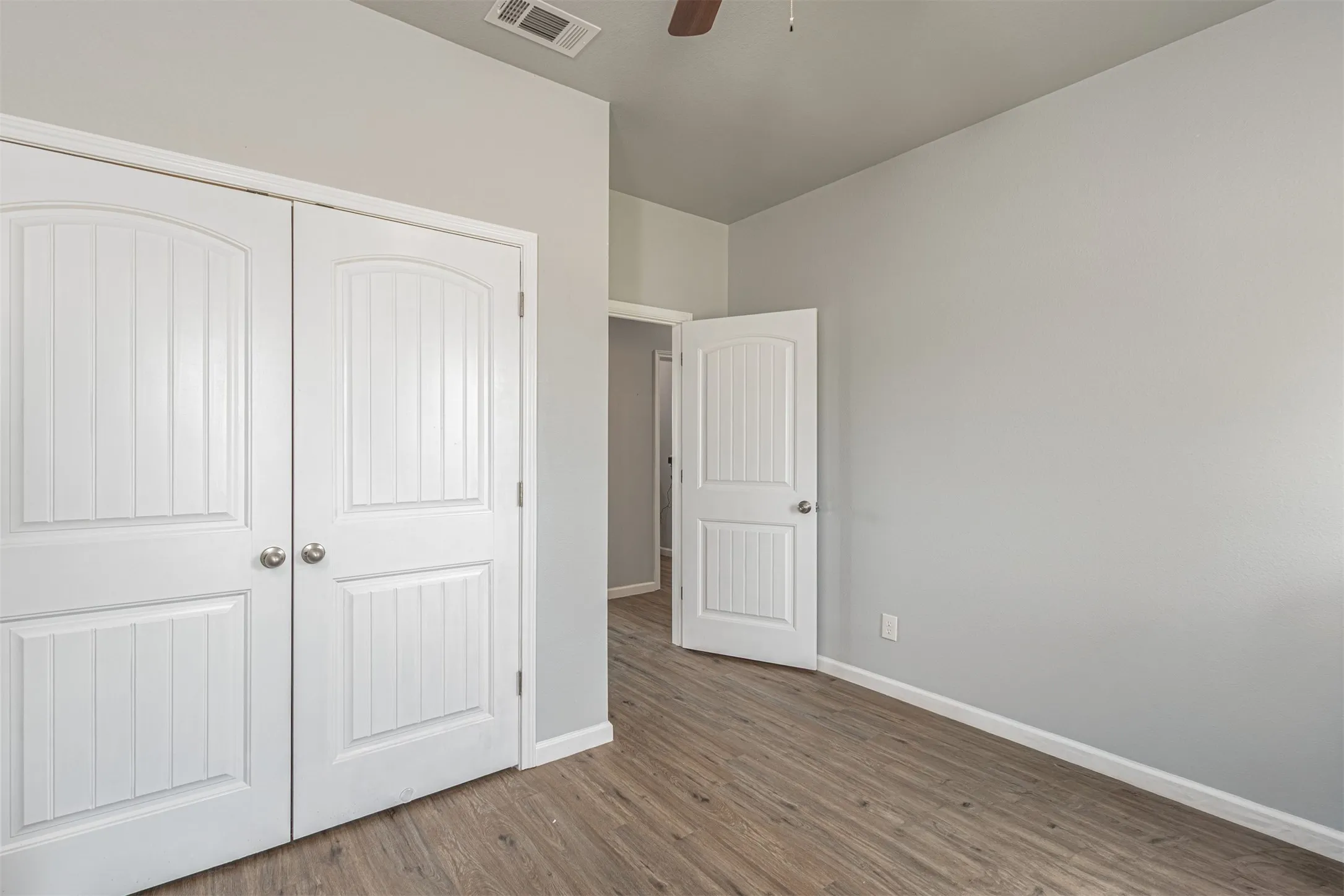 Single Family Residence For Sale in Hunt County , 4340 Fm 1563, Wolfe City, Texas 75496, 4 Bedroom, 2 Bathroom, 2 Garage spaces, 1,890 Sqft, built in 2023, mls#21347791, Real Estate Agent in Wolfe City, Homes For Sale in Hunt county, Homes For Sale in Wolfe City, Realtor in Wolfe City Texas, Real Estate Brokerage Independent Realty Texas, Luminita Cordes Realtor