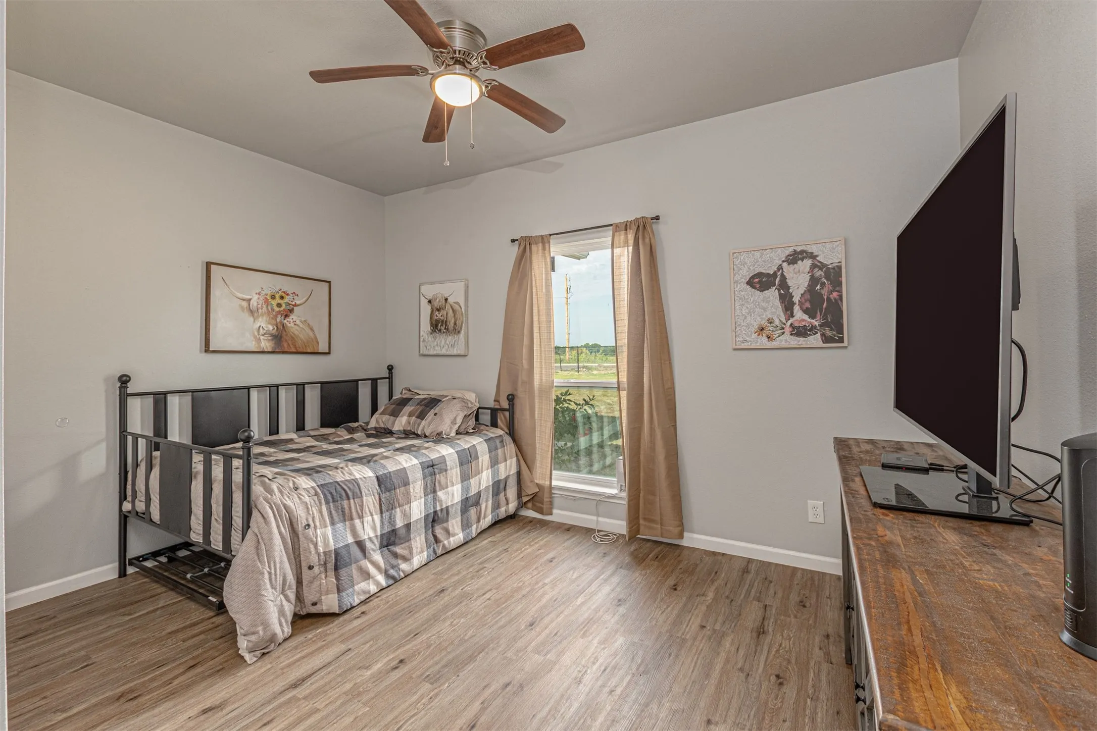 Single Family Residence For Sale in Hunt County , 4340 Fm 1563, Wolfe City, Texas 75496, 4 Bedroom, 2 Bathroom, 2 Garage spaces, 1,890 Sqft, built in 2023, mls#21347791, Real Estate Agent in Wolfe City, Homes For Sale in Hunt county, Homes For Sale in Wolfe City, Realtor in Wolfe City Texas, Real Estate Brokerage Independent Realty Texas, Luminita Cordes Realtor