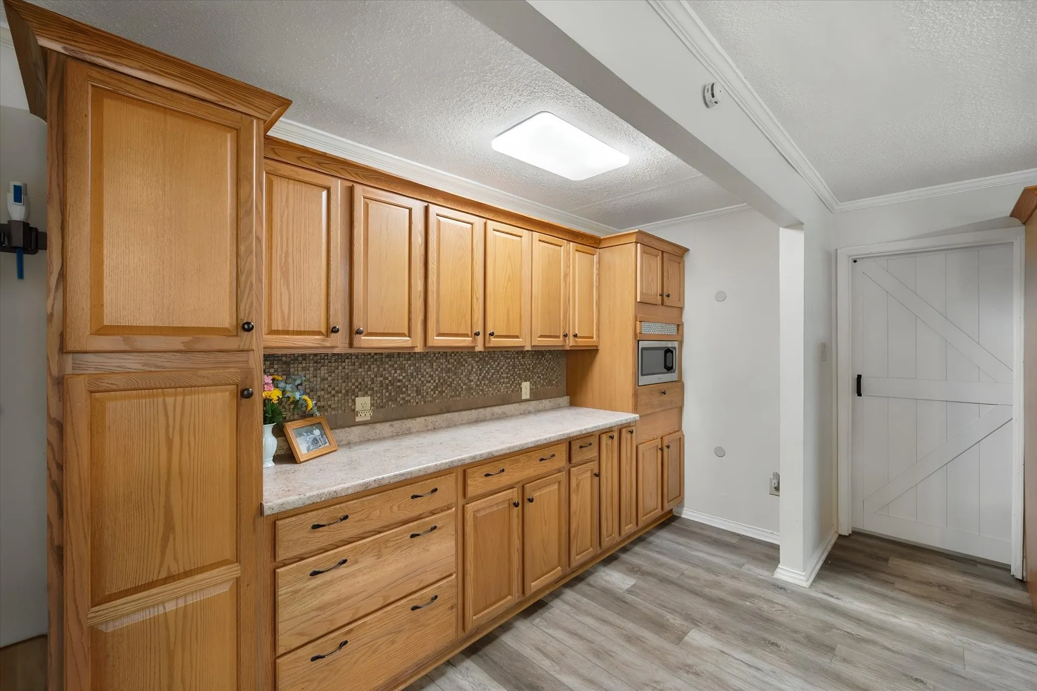 Single Family Residence For Sale in Johnson County , 902 Greenbriar Drive, Joshua, Texas 76058, 3 Bedroom, 2 Bathroom, 3 Garage spaces, 2,152 Sqft, built in 1973, mls#21345500, Real Estate Agent in Joshua, Homes For Sale in Johnson county, Homes For Sale in Joshua, Realtor in Joshua Texas, Real Estate Brokerage Independent Realty Texas, Luminita Cordes Realtor