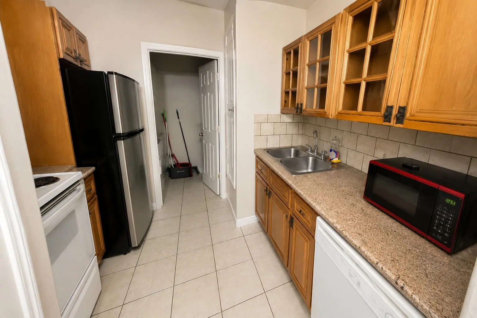 Apartment For Sale in Waller County , 711 Thompson Drive, Prairie View, Texas 77484, 48 Bedrooms, 0, Garage spaces, 0 Sqft, built in 2006, Price $3,350,000, mls#21346023, Real Estate Agent in Prairie View, Homes For Sale in Waller county, Homes For Sale in Prairie View, Realtor in Prairie View Texas, Real Estate Brokerage Independent Realty Texas, Luminita Cordes Realtor