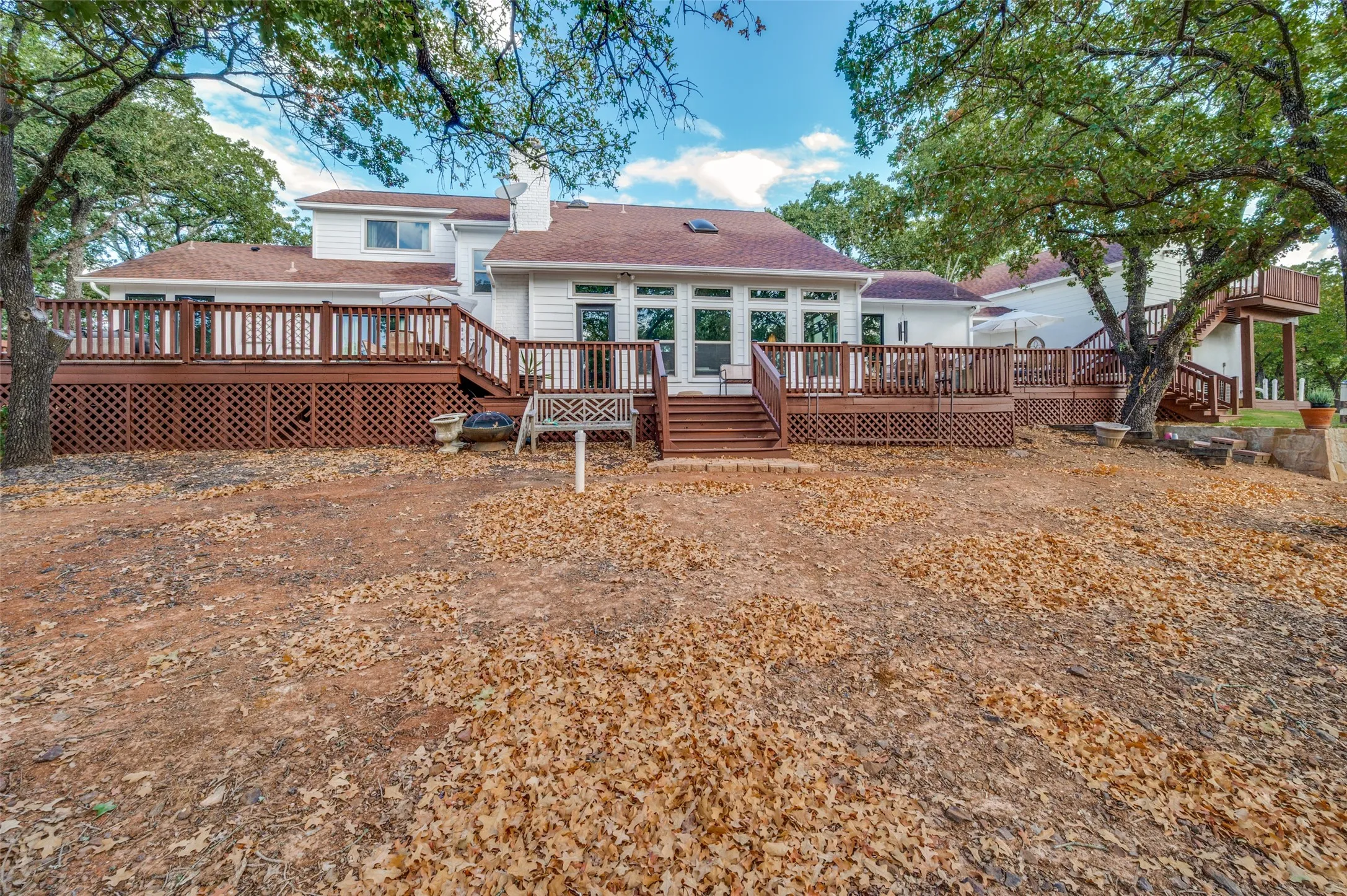 Single Family Residence For Sale in Denton County , 1481 Rolling Acres Drive, Argyle, Texas 76226, 4 Bedroom, 4 Bathroom, 2 Garage spaces, 3,104 Sqft, built in 1982, mls#21345325, Real Estate Agent in Argyle, Homes For Sale in Denton county, Homes For Sale in Argyle, Realtor in Argyle Texas, Real Estate Brokerage Independent Realty Texas, Luminita Cordes Realtor