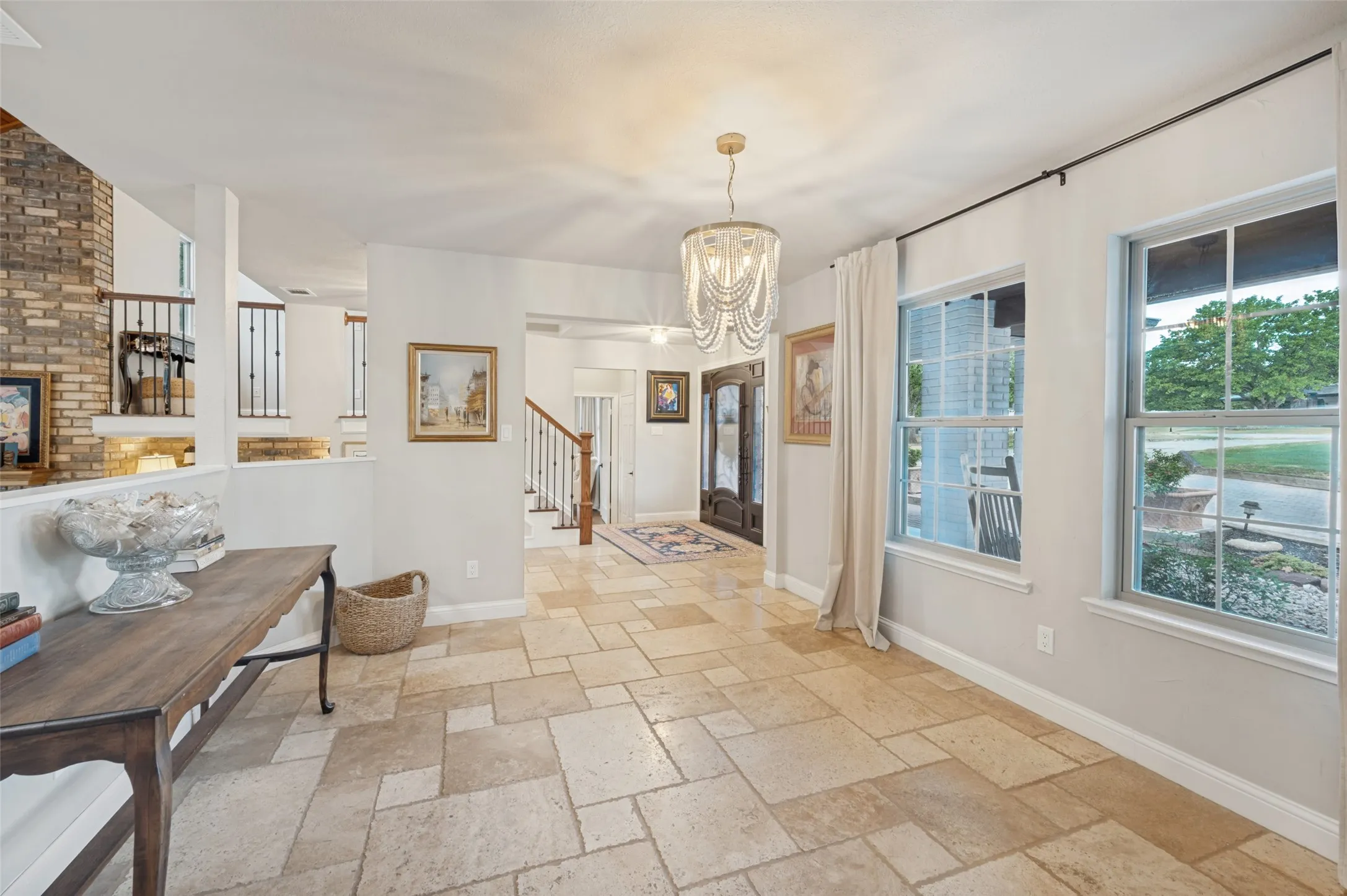 Single Family Residence For Sale in Denton County , 1481 Rolling Acres Drive, Argyle, Texas 76226, 4 Bedroom, 4 Bathroom, 2 Garage spaces, 3,104 Sqft, built in 1982, mls#21345325, Real Estate Agent in Argyle, Homes For Sale in Denton county, Homes For Sale in Argyle, Realtor in Argyle Texas, Real Estate Brokerage Independent Realty Texas, Luminita Cordes Realtor