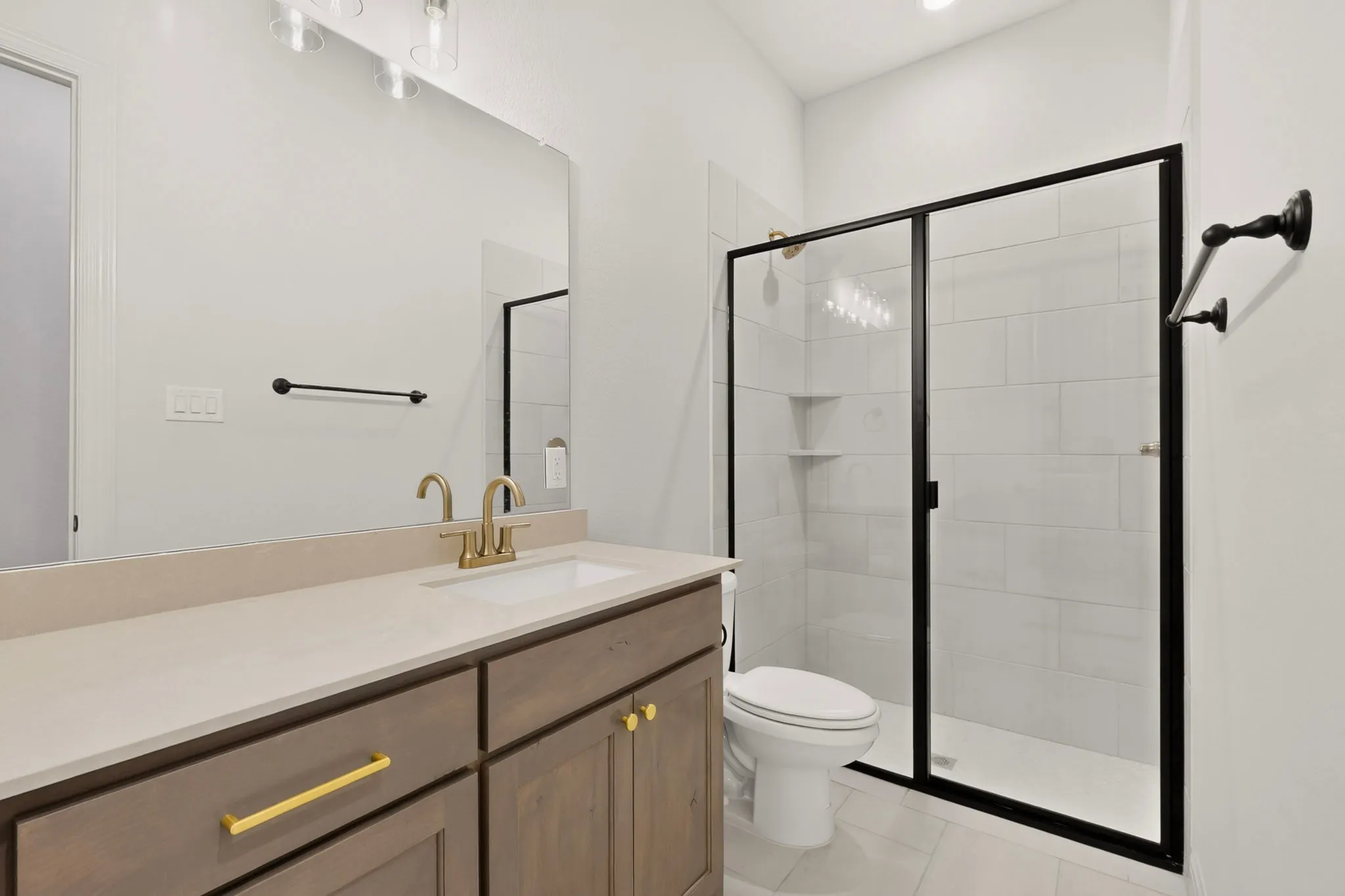 Single Family Residence For Rent in Ellis County , 818 Monza Drive, Midlothian, Texas 76065, 4 Bedroom, 4 Bathroom, 2 Garage spaces, 2,550 Sqft, built in 2026, Price $3,300, mls#21348168, Real Estate Agent in Midlothian, Homes For Rent in Ellis county, Homes For Rent in Midlothian, Realtor in Midlothian Texas, Real Estate Brokerage Independent Realty Texas, Luminita Cordes Realtor