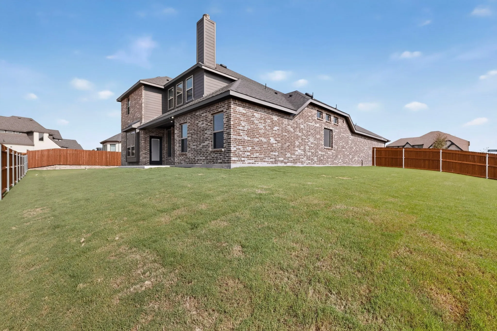 Single Family Residence For Rent in Ellis County , 814 Lakewood Circle, Midlothian, Texas 76065, 4 Bedroom, 3 Bathroom, 2 Garage spaces, 2,800 Sqft, built in 2026, mls#21343658, Real Estate Agent in Midlothian, Homes For Rent in Ellis county, Homes For Rent in Midlothian, Realtor in Midlothian Texas, Real Estate Brokerage Independent Realty Texas, Luminita Cordes Realtor