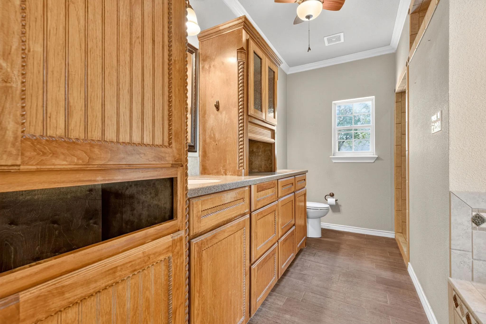 Single Family Residence For Sale in Callahan County , 8852 Fm 603, Clyde, Texas 79510, 3 Bedroom, 2 Bathroom, 2 Garage spaces, 1,956 Sqft, built in 2008, mls#21330847, Real Estate Agent in Clyde, Homes For Sale in Callahan county, Homes For Sale in Clyde, Realtor in Clyde Texas, Real Estate Brokerage Independent Realty Texas, Luminita Cordes Realtor