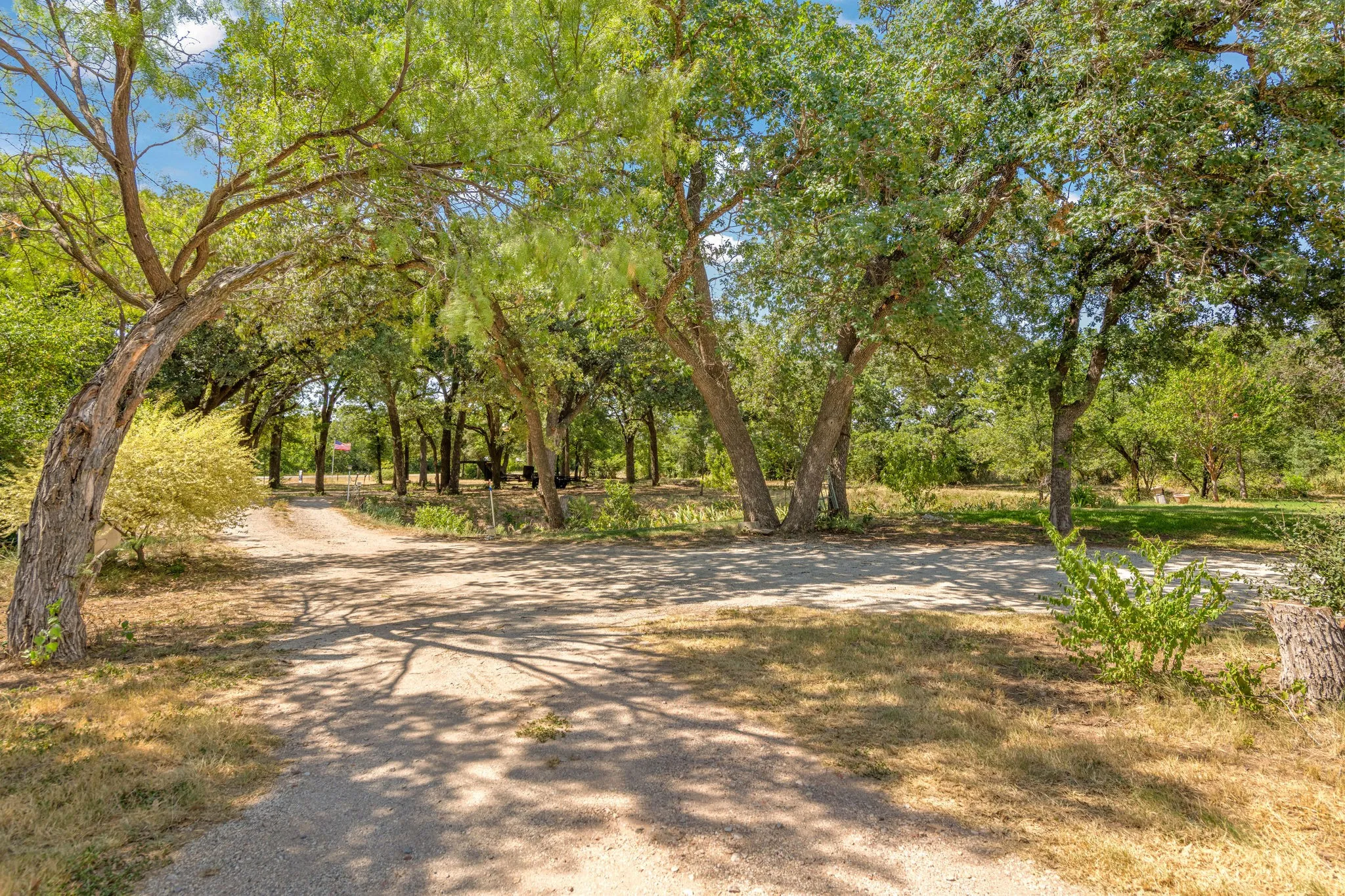 Single Family Residence For Sale in Callahan County , 8852 Fm 603, Clyde, Texas 79510, 3 Bedroom, 2 Bathroom, 2 Garage spaces, 1,956 Sqft, built in 2008, mls#21330847, Real Estate Agent in Clyde, Homes For Sale in Callahan county, Homes For Sale in Clyde, Realtor in Clyde Texas, Real Estate Brokerage Independent Realty Texas, Luminita Cordes Realtor