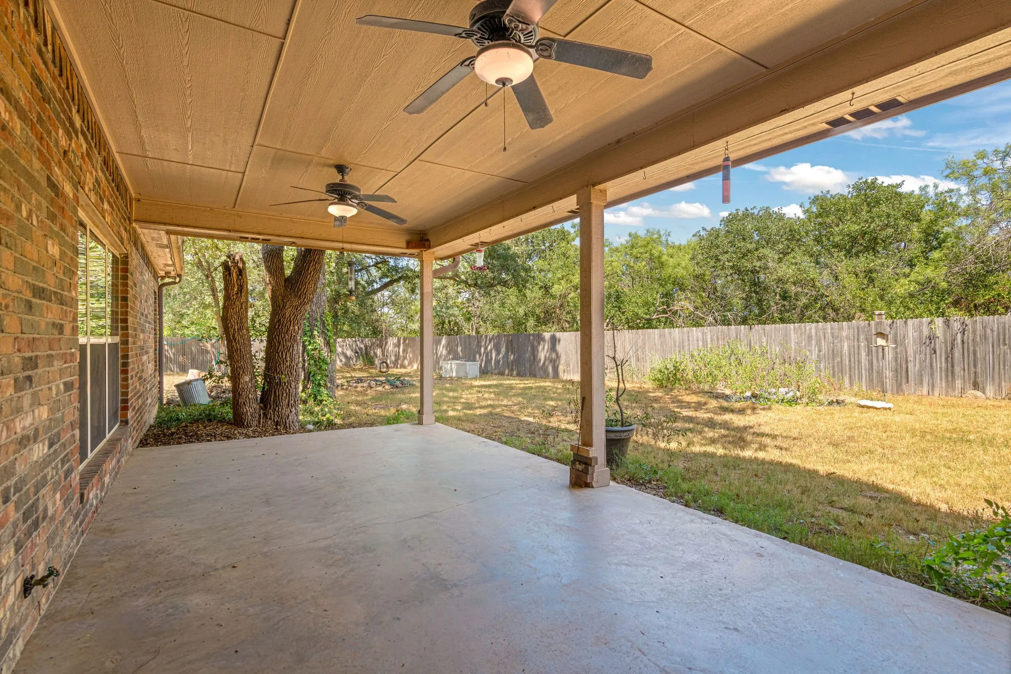 Single Family Residence For Sale in Callahan County , 8852 Fm 603, Clyde, Texas 79510, 3 Bedroom, 2 Bathroom, 2 Garage spaces, 1,956 Sqft, built in 2008, mls#21330847, Real Estate Agent in Clyde, Homes For Sale in Callahan county, Homes For Sale in Clyde, Realtor in Clyde Texas, Real Estate Brokerage Independent Realty Texas, Luminita Cordes Realtor