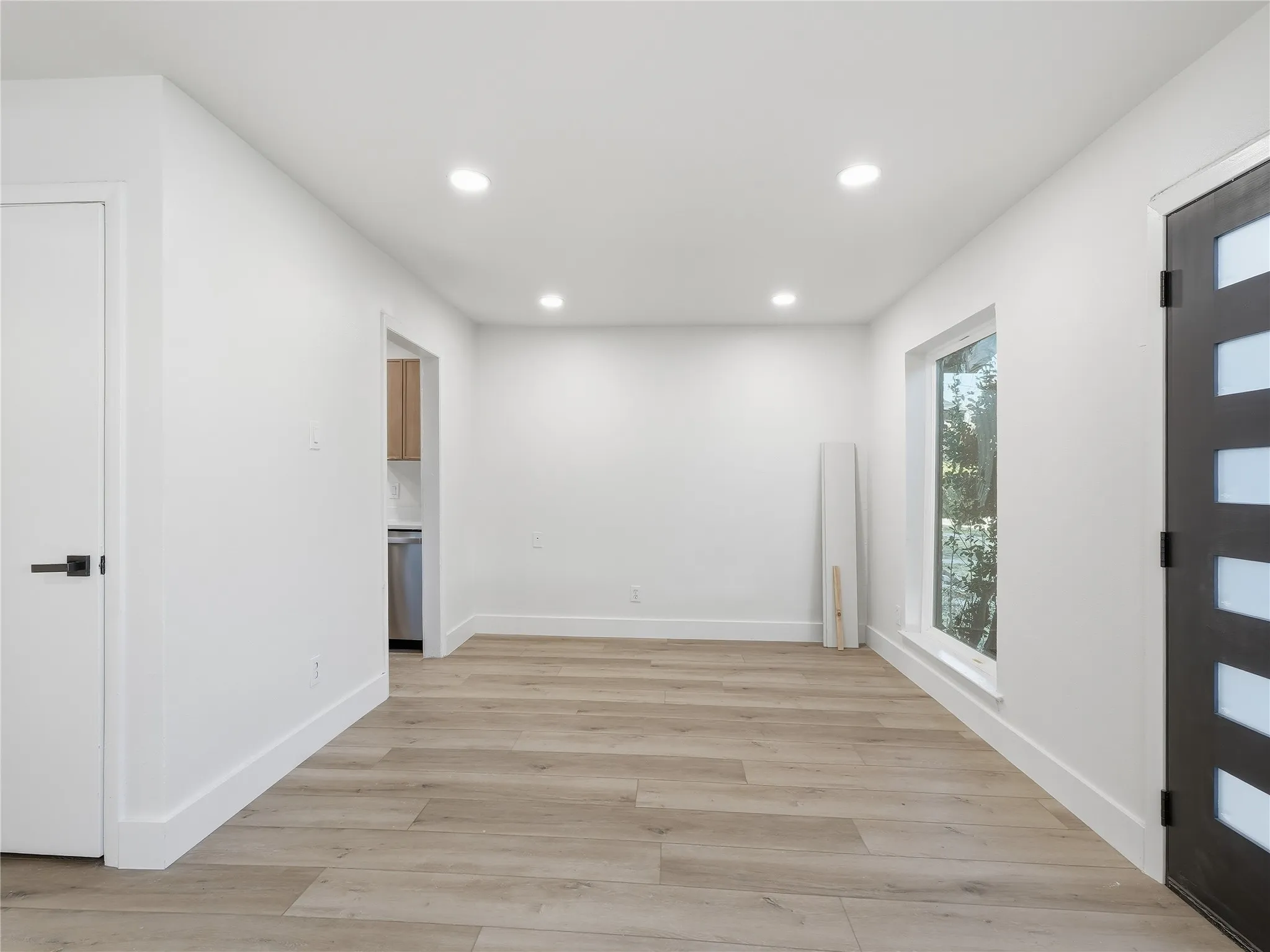 Duplex For Rent in Collin County , 1721 R Avenue 1723, Plano, Texas 75074, 2 Bedroom, 2 Bathroom, Garage spaces, 901 Sqft, built in 1963, mls#21347987, Real Estate Agent in Plano, Homes For Rent in Collin county, Homes For Rent in Plano, Realtor in Plano Texas, Real Estate Brokerage Independent Realty Texas, Luminita Cordes Realtor