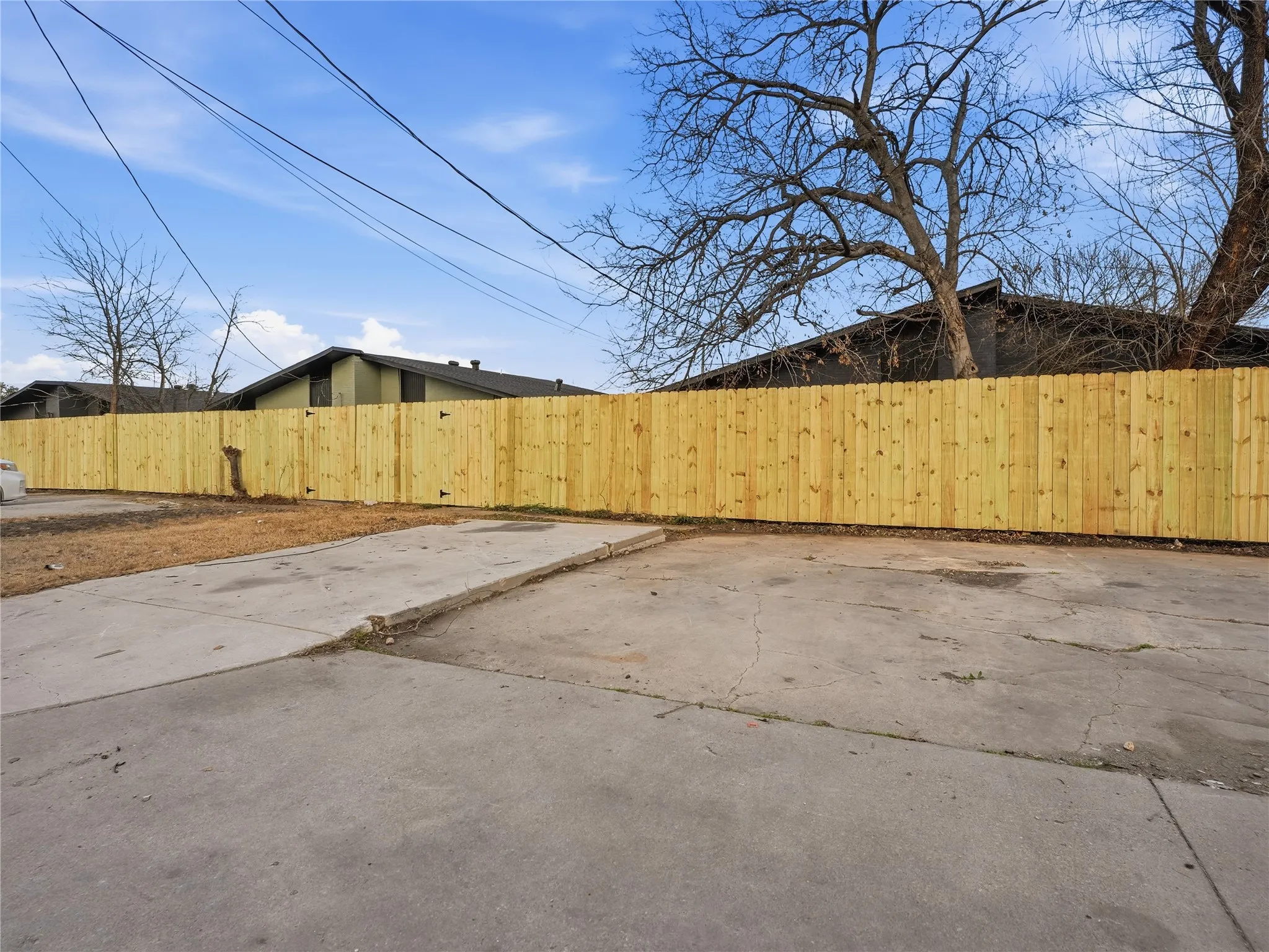 Duplex For Rent in Collin County , 1721 R Avenue 1723, Plano, Texas 75074, 2 Bedroom, 2 Bathroom, Garage spaces, 901 Sqft, built in 1963, mls#21347987, Real Estate Agent in Plano, Homes For Rent in Collin county, Homes For Rent in Plano, Realtor in Plano Texas, Real Estate Brokerage Independent Realty Texas, Luminita Cordes Realtor
