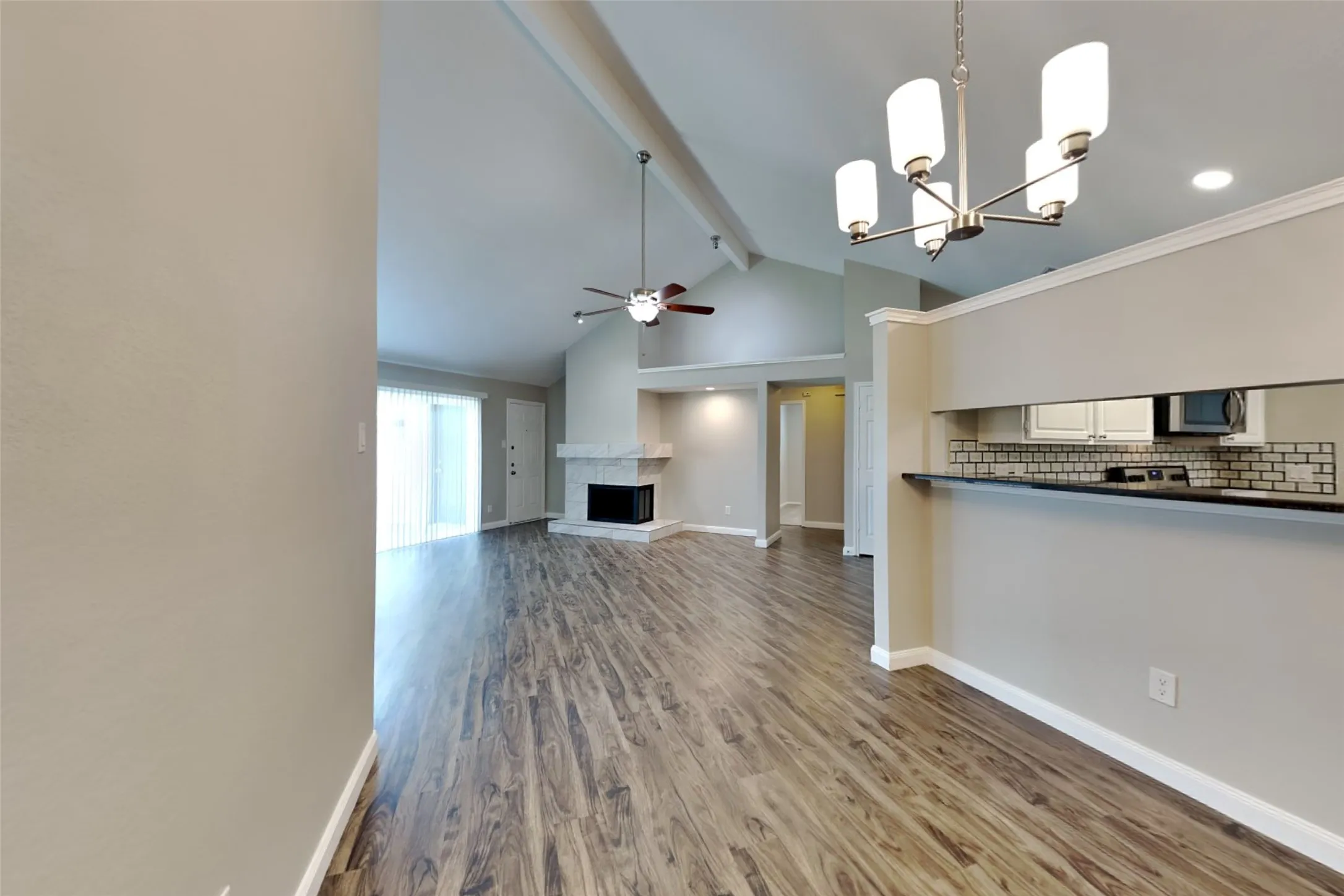 Single Family Residence For Rent in Denton County , 3006 Sierra Drive, Carrollton, Texas 75007, 3 Bedroom, 2 Bathroom, 2 Garage spaces, 1,920 Sqft, built in 1986, mls#21348185, Real Estate Agent in Carrollton, Homes For Rent in Denton county, Homes For Rent in Carrollton, Realtor in Carrollton Texas, Real Estate Brokerage Independent Realty Texas, Luminita Cordes Realtor