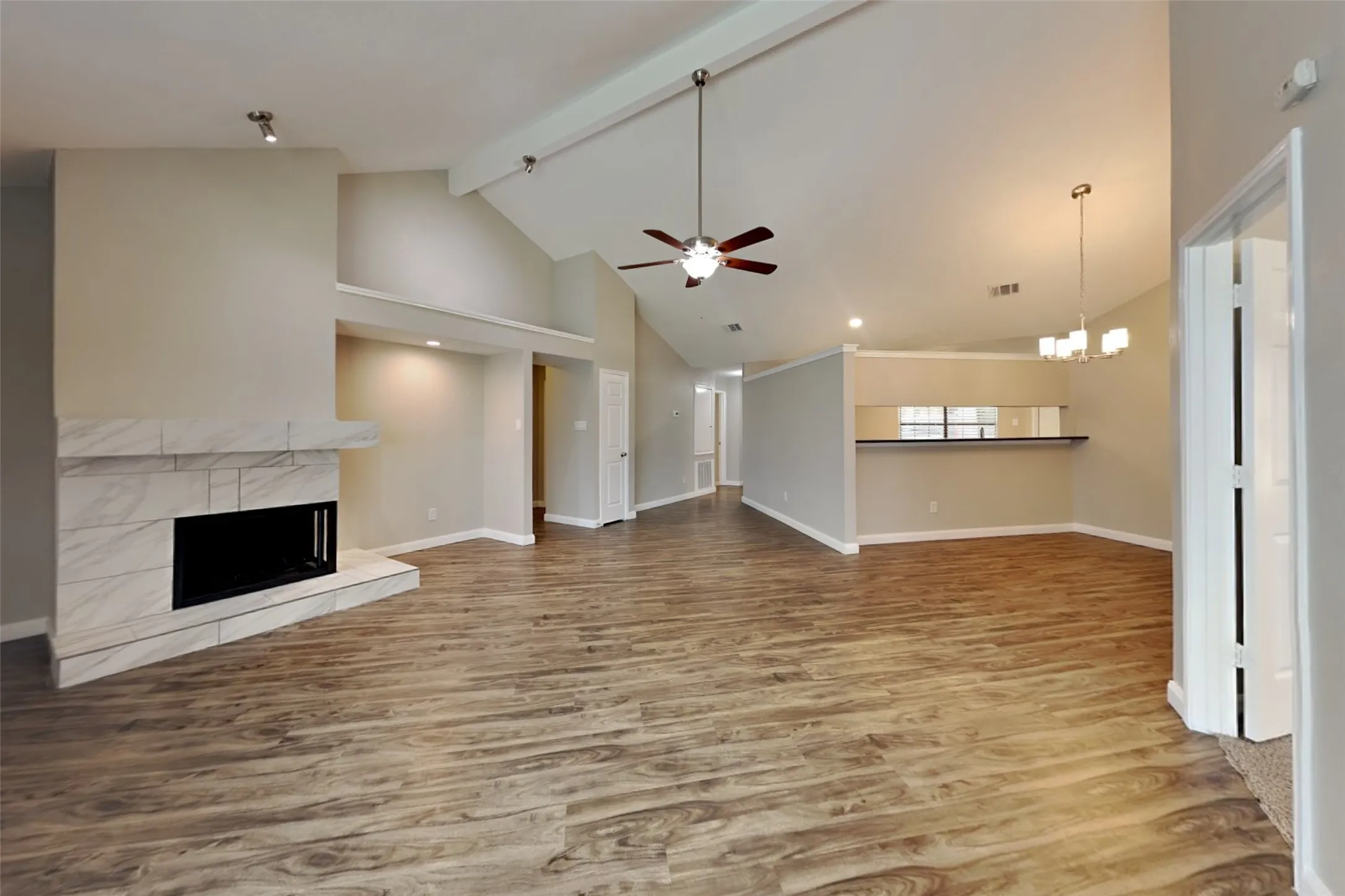 Single Family Residence For Rent in Denton County , 3006 Sierra Drive, Carrollton, Texas 75007, 3 Bedroom, 2 Bathroom, 2 Garage spaces, 1,920 Sqft, built in 1986, mls#21348185, Real Estate Agent in Carrollton, Homes For Rent in Denton county, Homes For Rent in Carrollton, Realtor in Carrollton Texas, Real Estate Brokerage Independent Realty Texas, Luminita Cordes Realtor