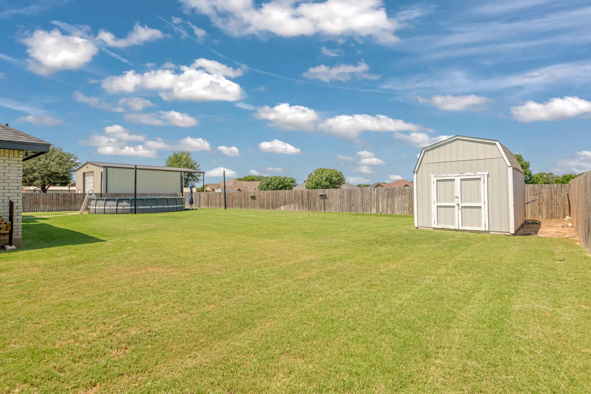 Single Family Residence For Sale in Callahan County , 431 Greenside, Baird, Texas 79504, 4 Bedroom, 2 Bathroom, 2 Garage spaces, 1,688 Sqft, built in 2006, mls#21330813, Real Estate Agent in Baird, Homes For Sale in Callahan county, Homes For Sale in Baird, Realtor in Baird Texas, Real Estate Brokerage Independent Realty Texas, Luminita Cordes Realtor
