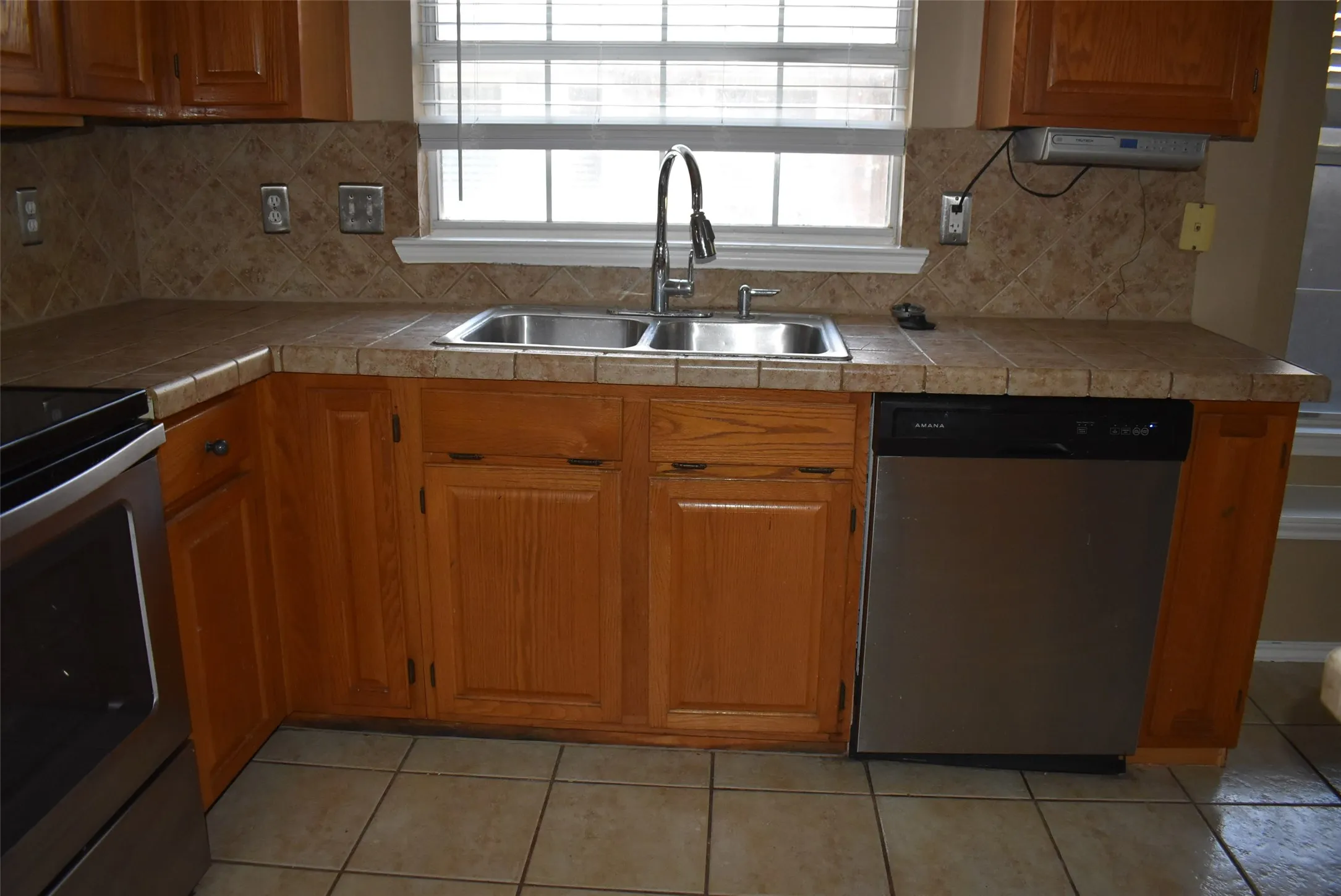 Single Family Residence For Rent in Collin County , 4207 Sarasota Lane, Mc Kinney, Texas 75070, 4 Bedroom, 2 Bathroom, 2 Garage spaces, 2,297 Sqft, built in 1991, mls#21348163, Real Estate Agent in Mc Kinney, Homes For Rent in Collin county, Homes For Rent in Mc Kinney, Realtor in Mc Kinney Texas, Real Estate Brokerage Independent Realty Texas, Luminita Cordes Realtor