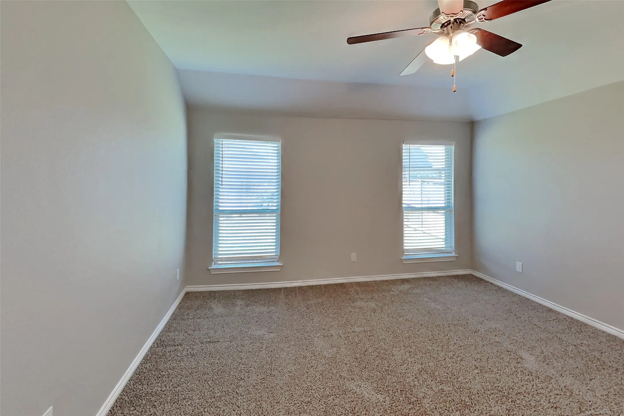 Single Family Residence For Rent in Collin County , 605 Stars Drive, Anna, Texas 75409, 3 Bedroom, 2 Bathroom, 2 Garage spaces, 1,784 Sqft, built in 2019, mls#21348210, Real Estate Agent in Anna, Homes For Rent in Collin county, Homes For Rent in Anna, Realtor in Anna Texas, Real Estate Brokerage Independent Realty Texas, Luminita Cordes Realtor