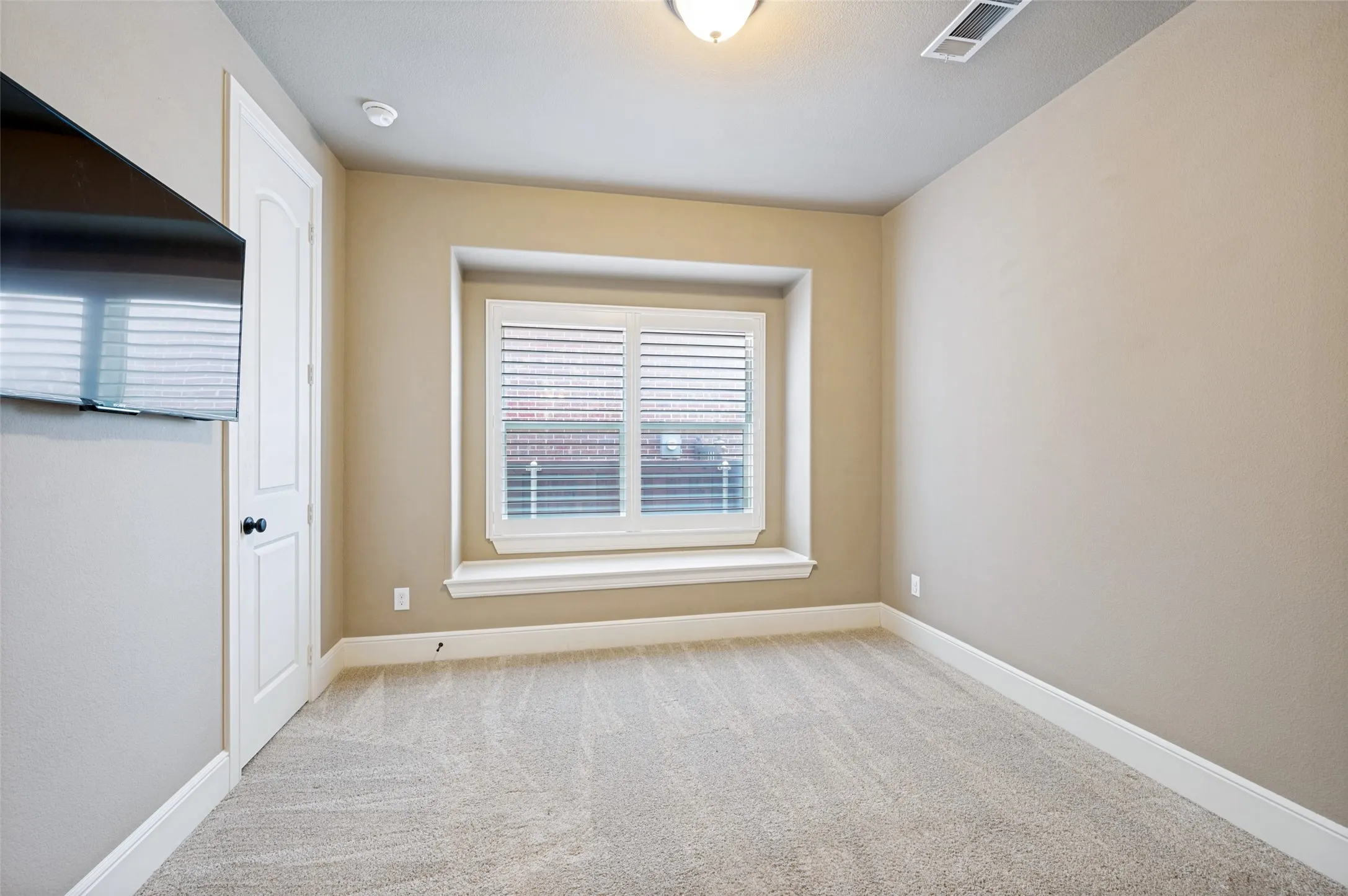 Single Family Residence For Sale in Denton County , 2264 Hidalgo Lane, Frisco, Texas 75034, 5 Bedroom, 4 Bathroom, 3 Garage spaces, 4,245 Sqft, built in 2015, mls#21348186, Real Estate Agent in Frisco, Homes For Sale in Denton county, Homes For Sale in Frisco, Realtor in Frisco Texas, Real Estate Brokerage Independent Realty Texas, Luminita Cordes Realtor