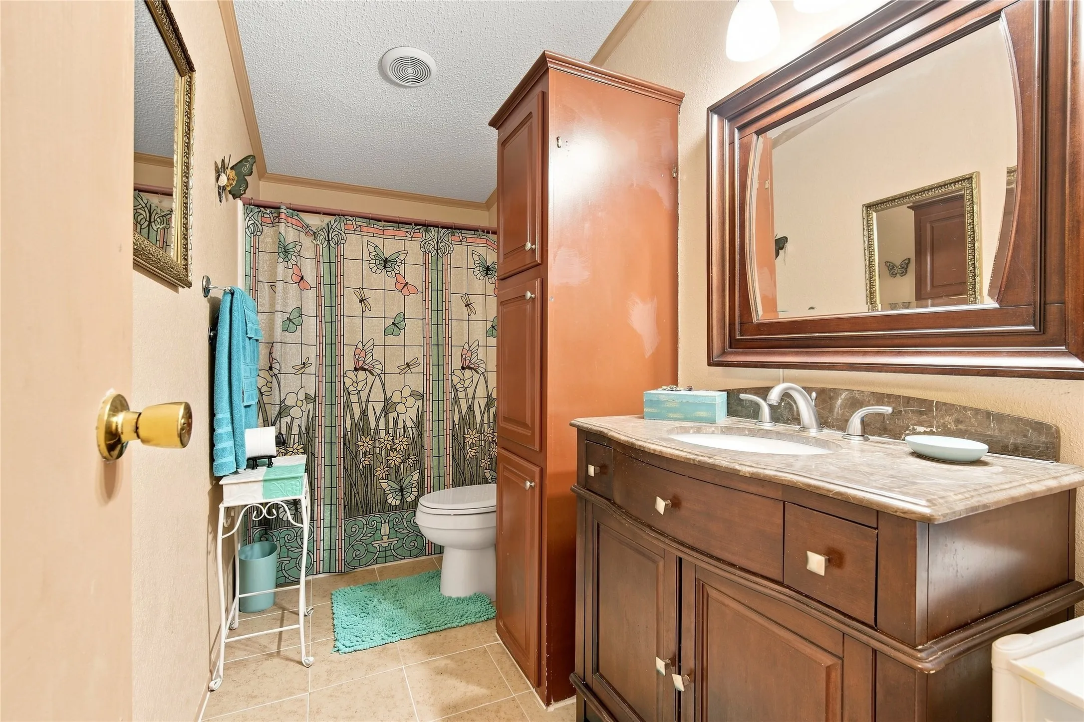 Manufactured Home For Sale in Kaufman County , 5177 Timarron Drive, Scurry, Texas 75158, 3 Bedroom, 2 Bathroom, 2 Garage spaces, 1,984 Sqft, built in 2002, mls#21348216, Real Estate Agent in Scurry, Homes For Sale in Kaufman county, Homes For Sale in Scurry, Realtor in Scurry Texas, Real Estate Brokerage Independent Realty Texas, Luminita Cordes Realtor