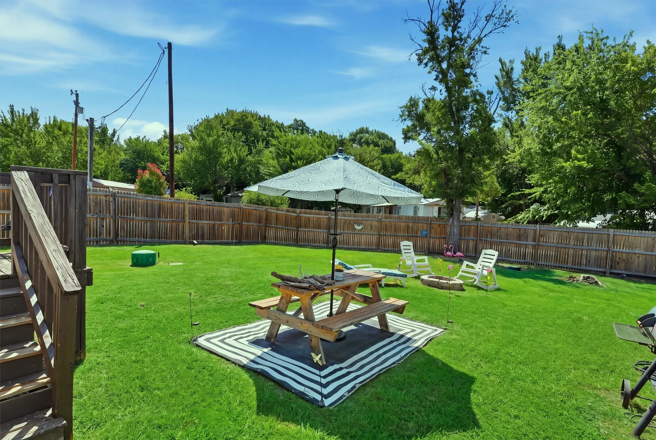 Single Family Residence For Sale in Parker County , 201 Spring Valley Circle, Azle, Texas 76020, 2 Bedroom, 2 Bathroom, 1 Garage spaces, 1,006 Sqft, built in 2021, mls#21348219, Real Estate Agent in Azle, Homes For Sale in Parker county, Homes For Sale in Azle, Realtor in Azle Texas, Real Estate Brokerage Independent Realty Texas, Luminita Cordes Realtor