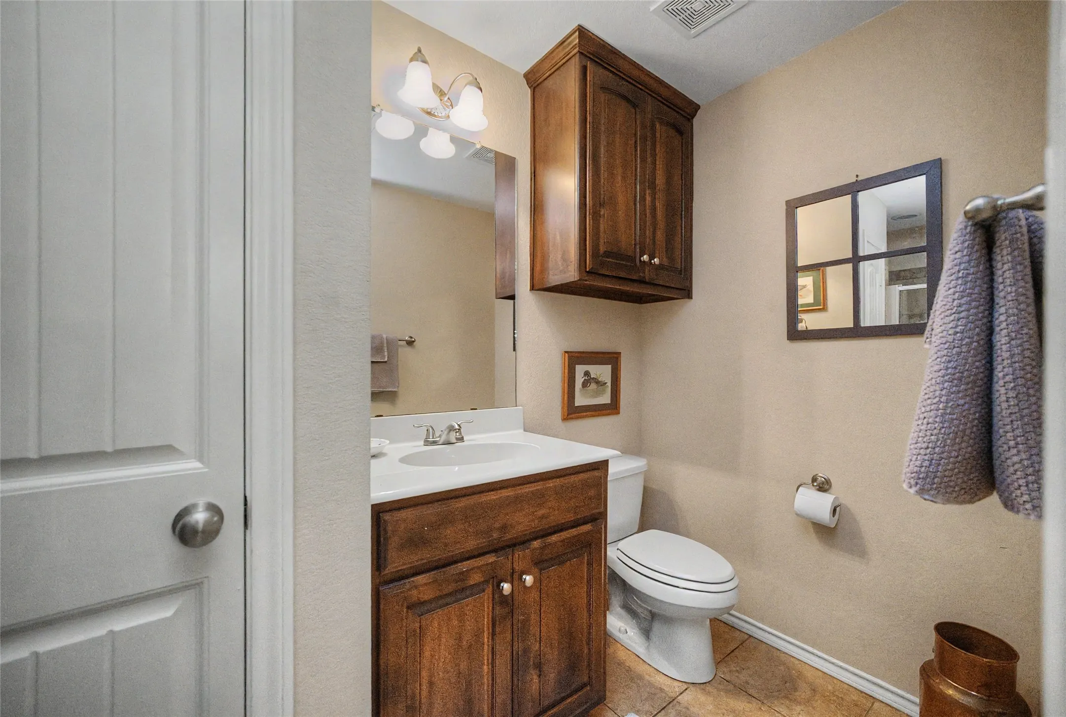 Guest House Bathroom