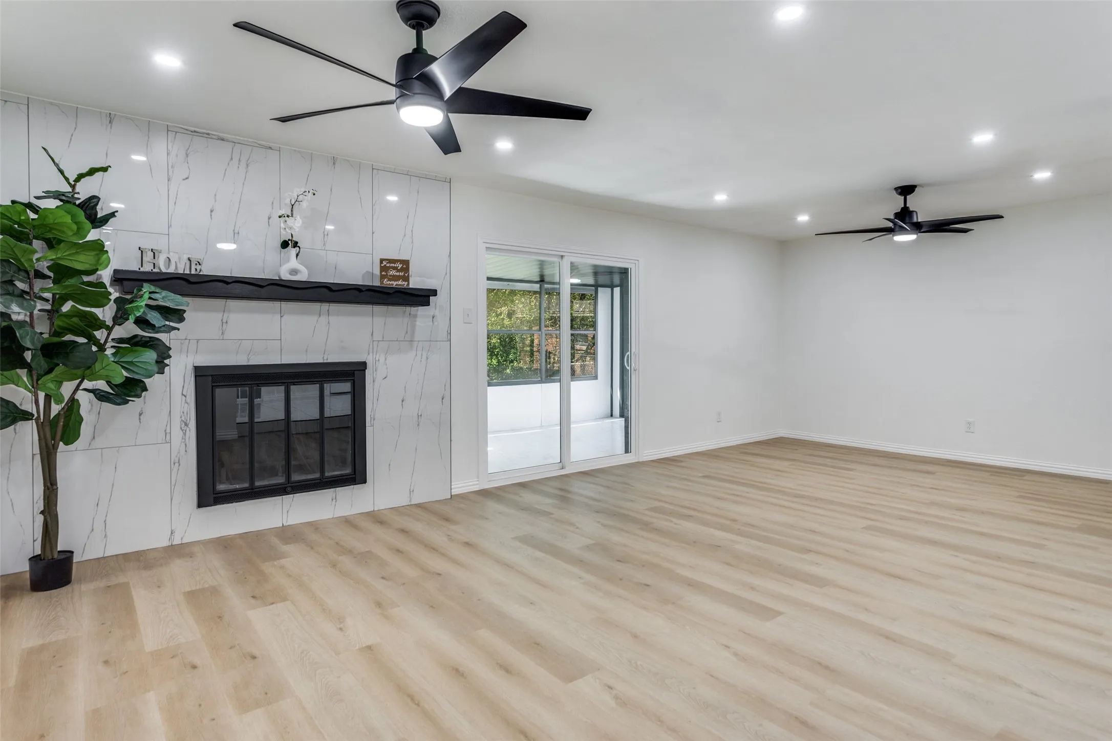 Single Family Residence For Sale in Tarrant County , 7012 Trimble Drive, Fort Worth, Texas 76134, 3 Bedrooms, 2 Bathrooms, 2 Garage spaces, 1,310 Sqft, built in 1966, Price $275,000, mls#21347137, Real Estate Agent in Fort Worth, Homes For Sale in Tarrant county, Homes For Sale in Fort Worth, Realtor in Fort Worth Texas, Real Estate Brokerage Independent Realty Texas, Luminita Cordes Realtor