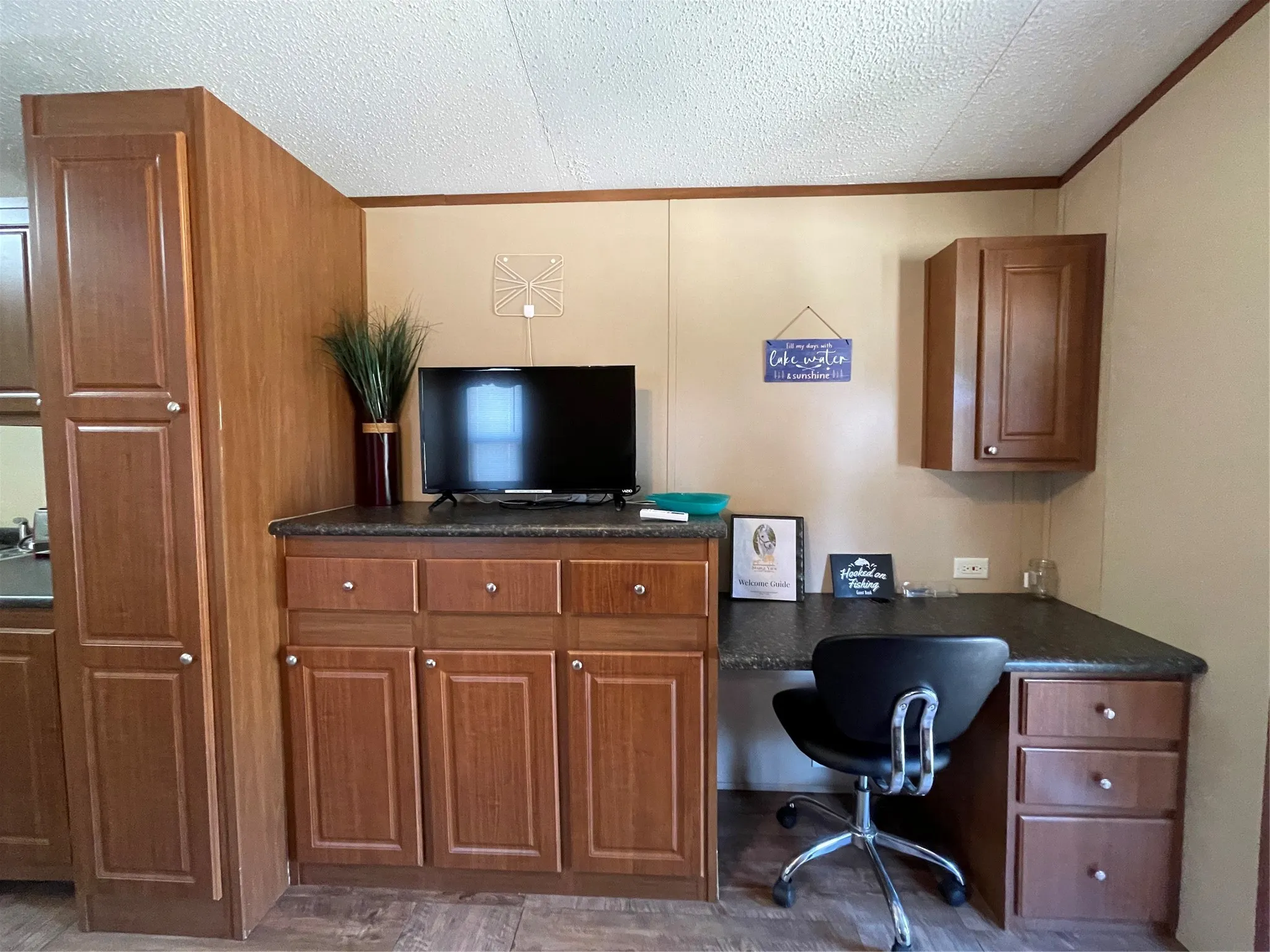 Hotel/Motel For Sale in Wood County , 4250 Hwy 154, Yantis, Texas 75497, 0, 0, Garage spaces, 0 Sqft, built in 2018, mls#21348223, Real Estate Agent in Yantis, Homes For Sale in Wood county, Homes For Sale in Yantis, Realtor in Yantis Texas, Real Estate Brokerage Independent Realty Texas, Luminita Cordes Realtor
