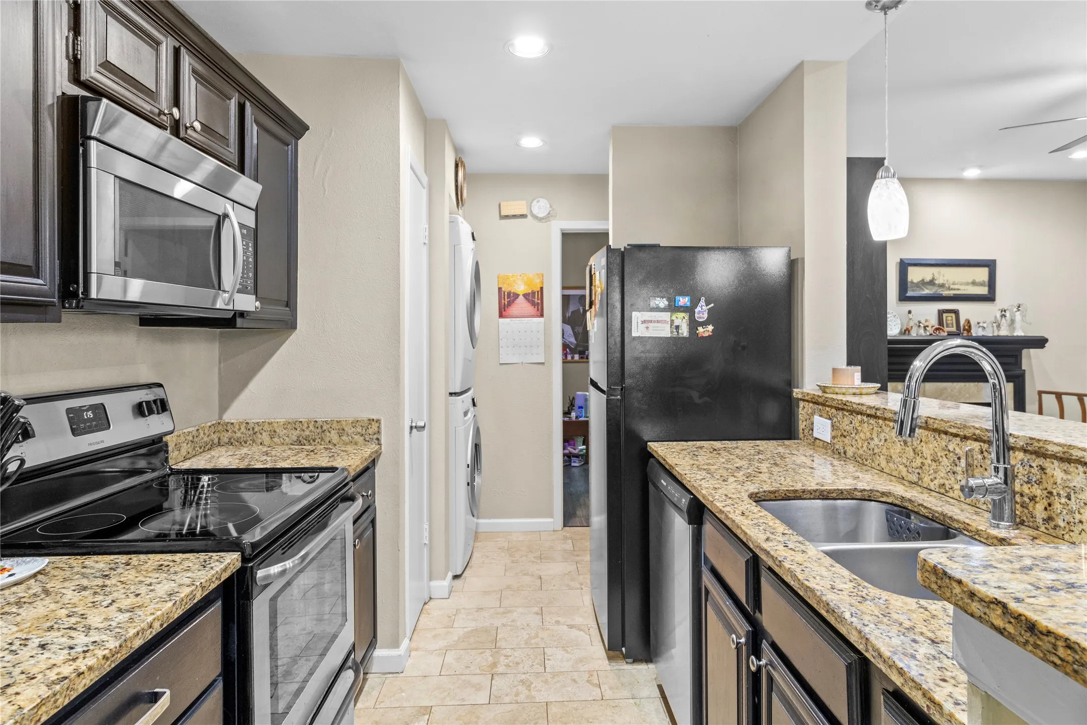 Condominium For Sale in Dallas County , 8601 Park Lane 612, Dallas, Texas 75231, 2 Bedroom, 2 Bathroom, Garage spaces, 953 Sqft, built in 1982, mls#21347359, Real Estate Agent in Dallas, Homes For Sale in Dallas county, Homes For Sale in Dallas, Realtor in Dallas Texas, Real Estate Brokerage Independent Realty Texas, Luminita Cordes Realtor