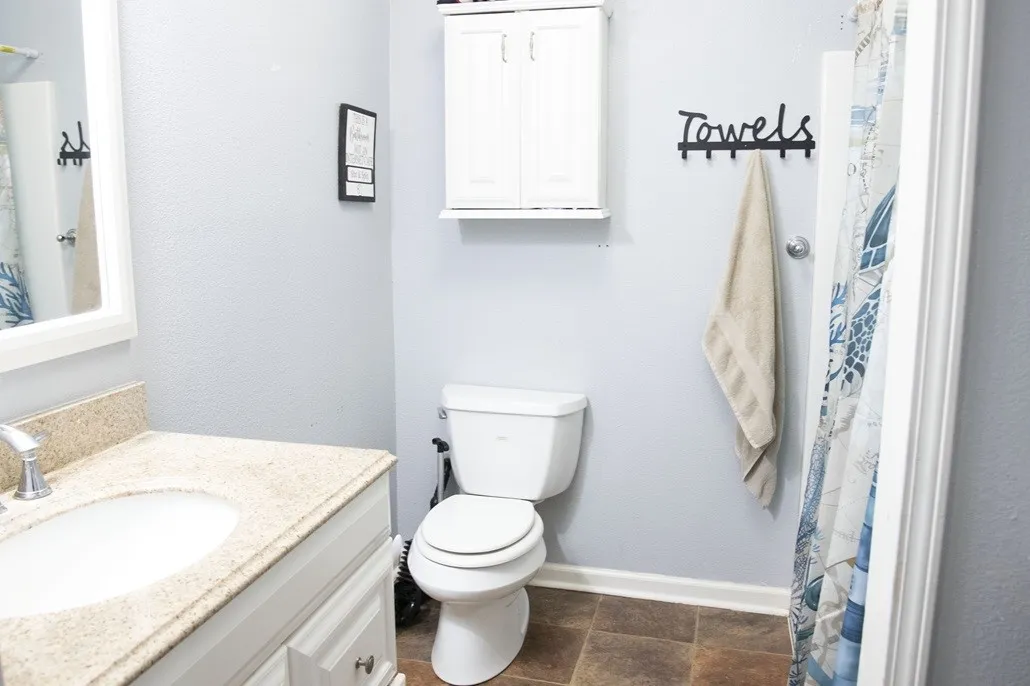 Primary bathroom with tub/shower combo

