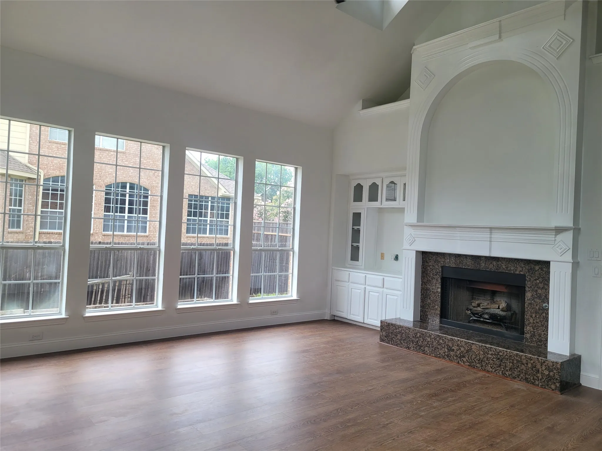 Single Family Residence For Sale in Dallas County , 4509 Brittany Drive, Rowlett, Texas 75088, 5 Bedroom, 4 Bathroom, 2 Garage spaces, 3,623 Sqft, built in 1999, mls#21348245, Real Estate Agent in Rowlett, Homes For Sale in Dallas county, Homes For Sale in Rowlett, Realtor in Rowlett Texas, Real Estate Brokerage Independent Realty Texas, Luminita Cordes Realtor